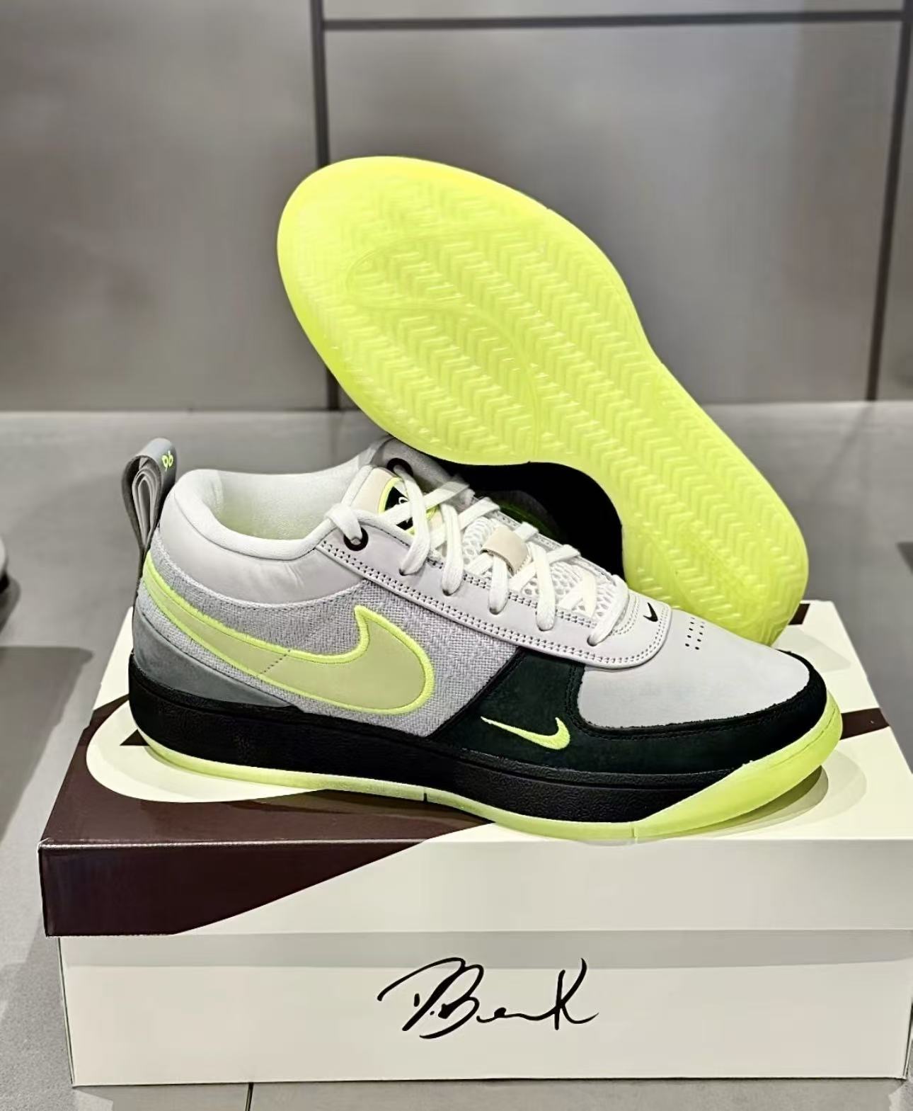 Nike BOOK 1 “AM NEON” EP ブック1 メンズスニーカー バスケットシューズ IO9704-001