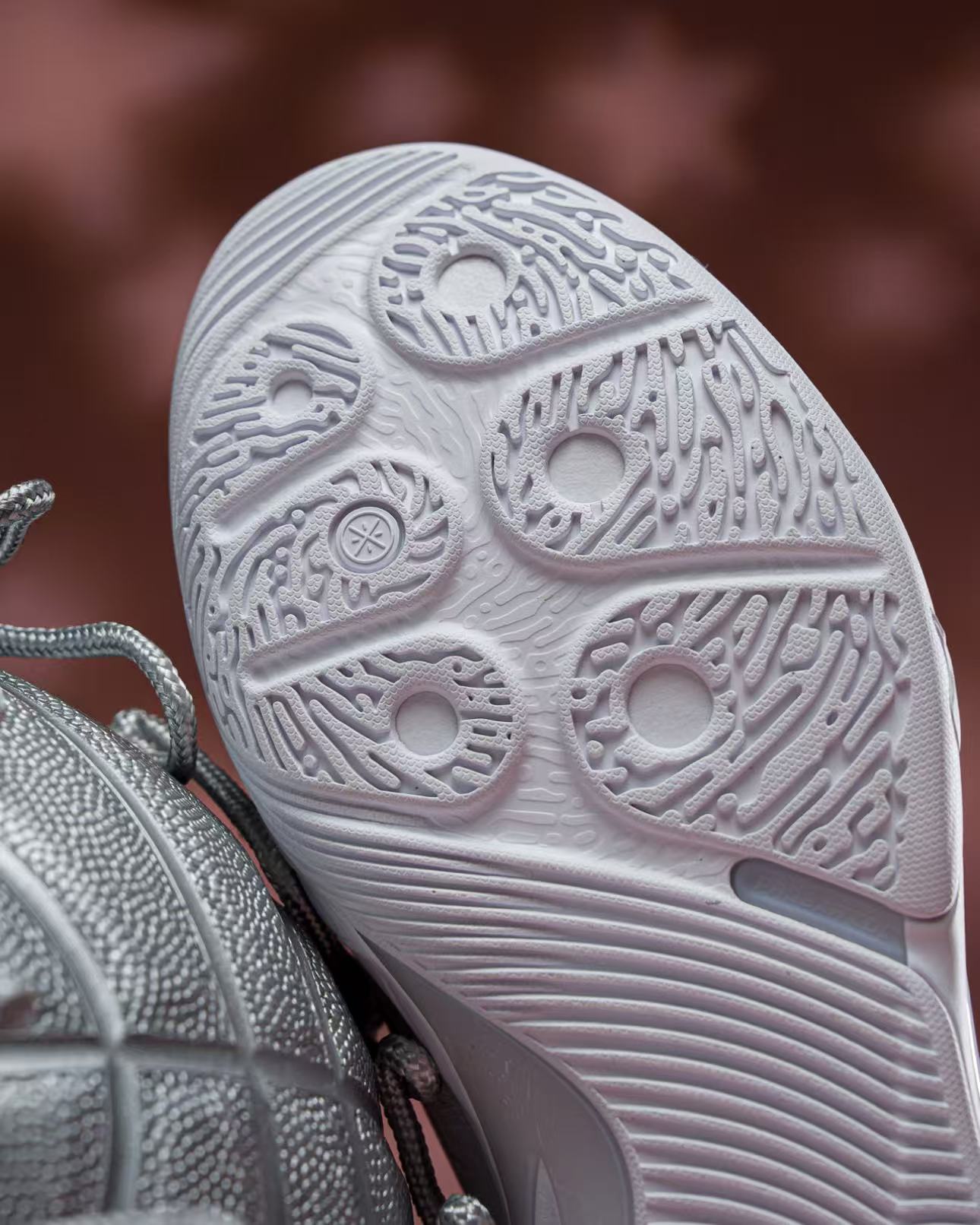 LI-NING Wade Dlo 2「Pisces」 ディアンジェロ・ラッセル 第2世代シグネチャー バスケットシューズ