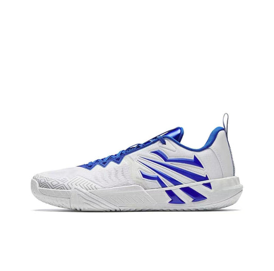 ANTA KAI TEAM 2 「Dallas」 カイリー・アービング トレーニングシューズ