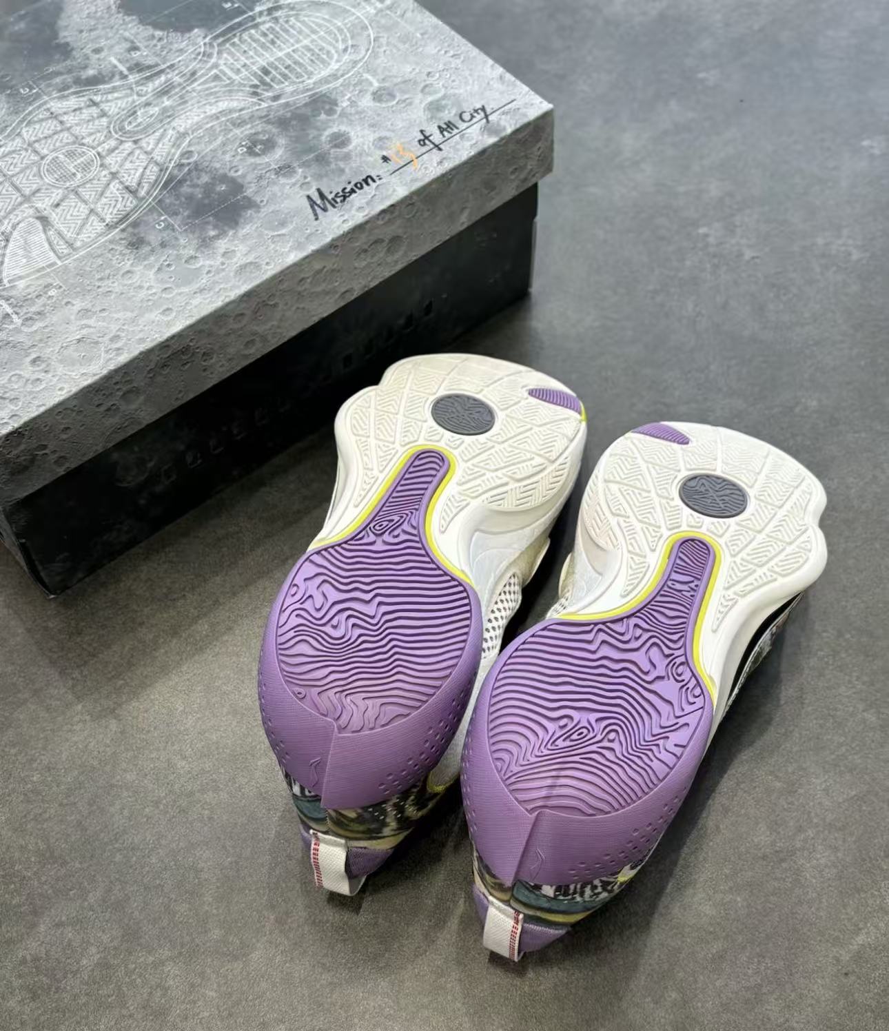 LI-NING Way of Wade All City 13 Encore "Butterfly"