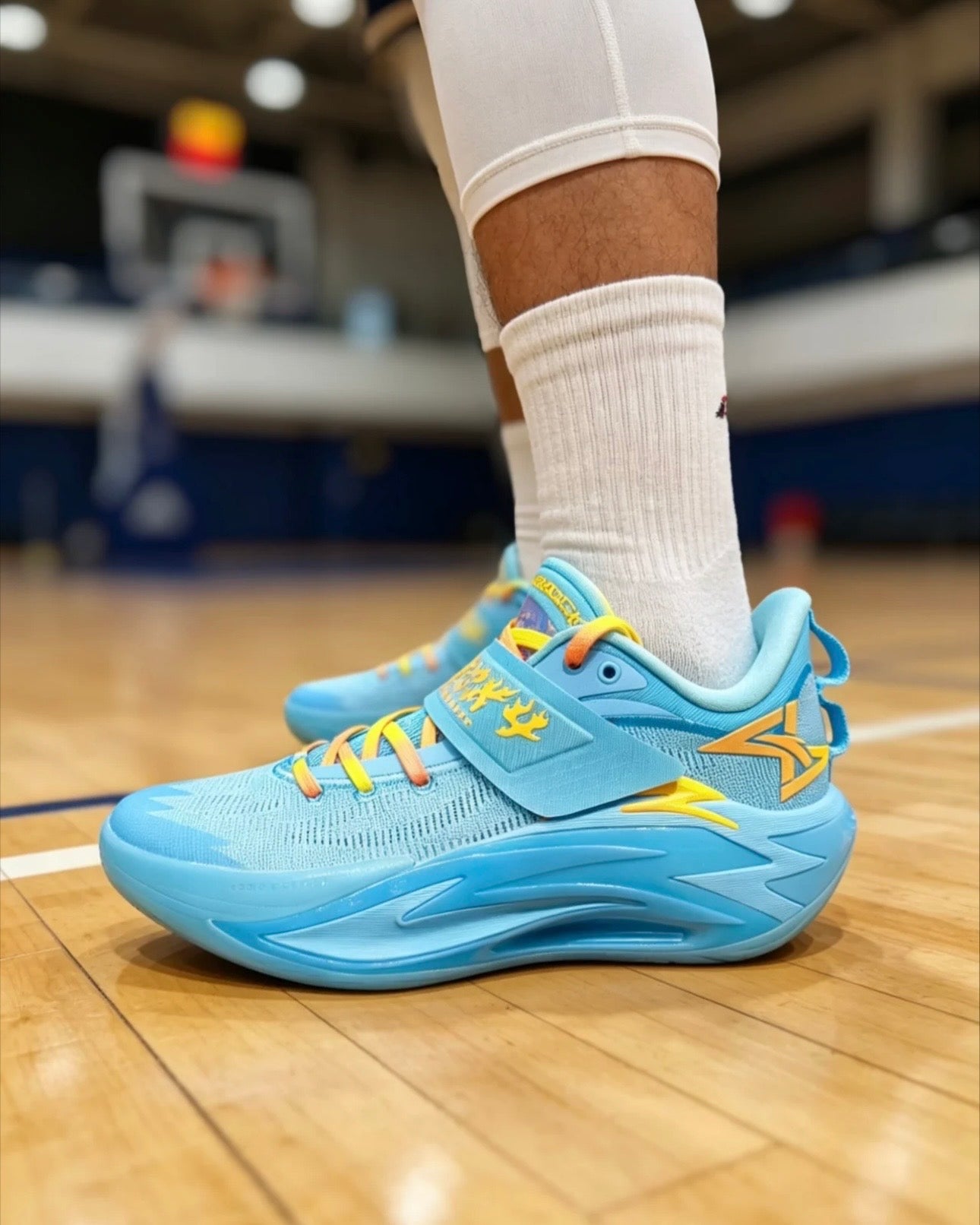 ANTA Shock Wave 7 Pro Sky Blue 着用 スカイブルー コーデ コート