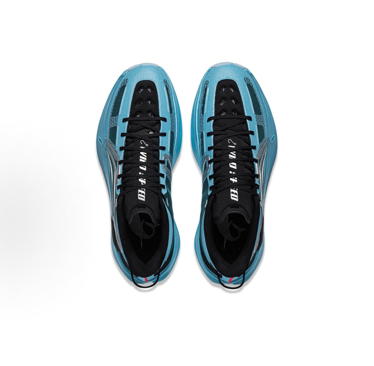LI-NING Ultra Light 2026 swordfish 上面ペア