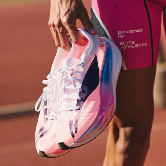 Li-Ning Feidian 7 ELITE AOA ホワイト ピンク 実物イメージ
