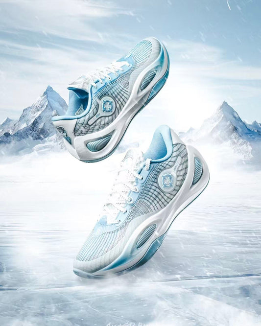 Rigorer AR1 Iceman オースティン・リーブス バスケットボールシューズ アイスブルー ホワイト 側面