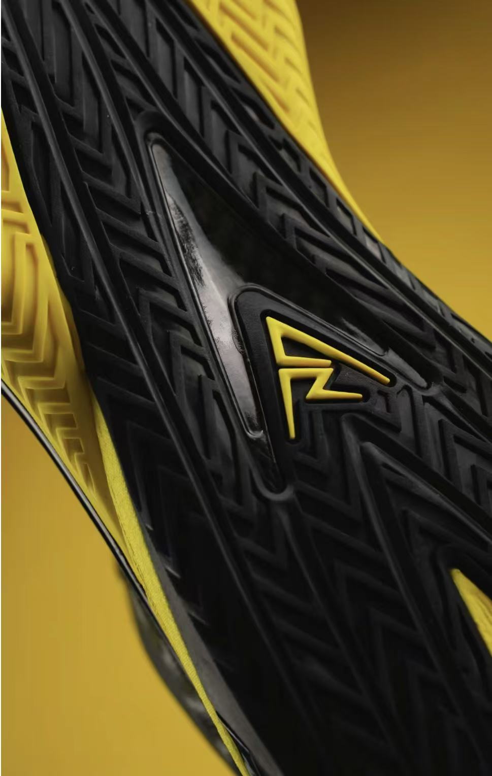 Rigorer AR3 “Yellow Jacket” リゴラー バスケットシューズ スニーカー Z325360911-2