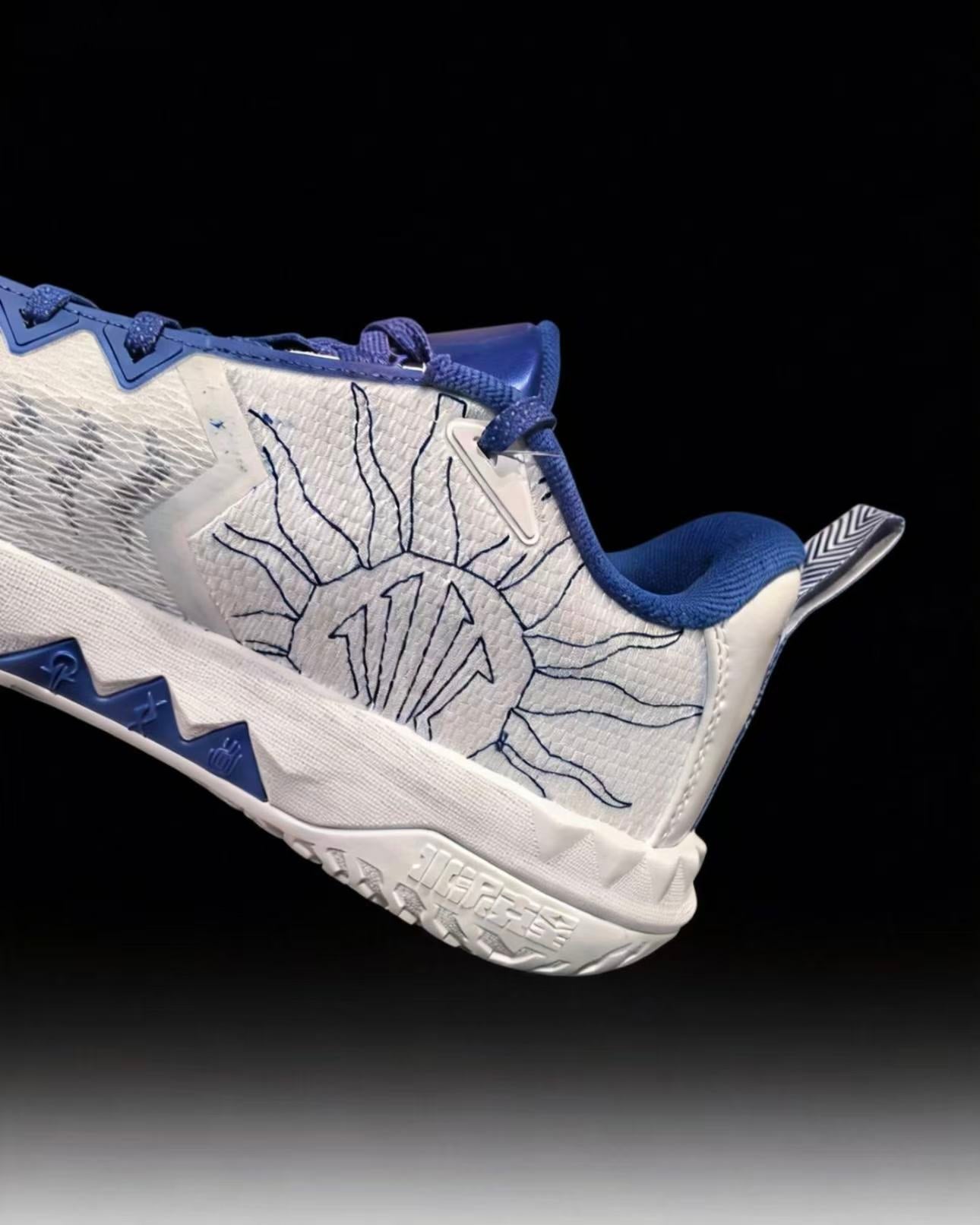 ANTA KAI TEAM 2 「Dallas」 カイリー・アービング トレーニングシューズ