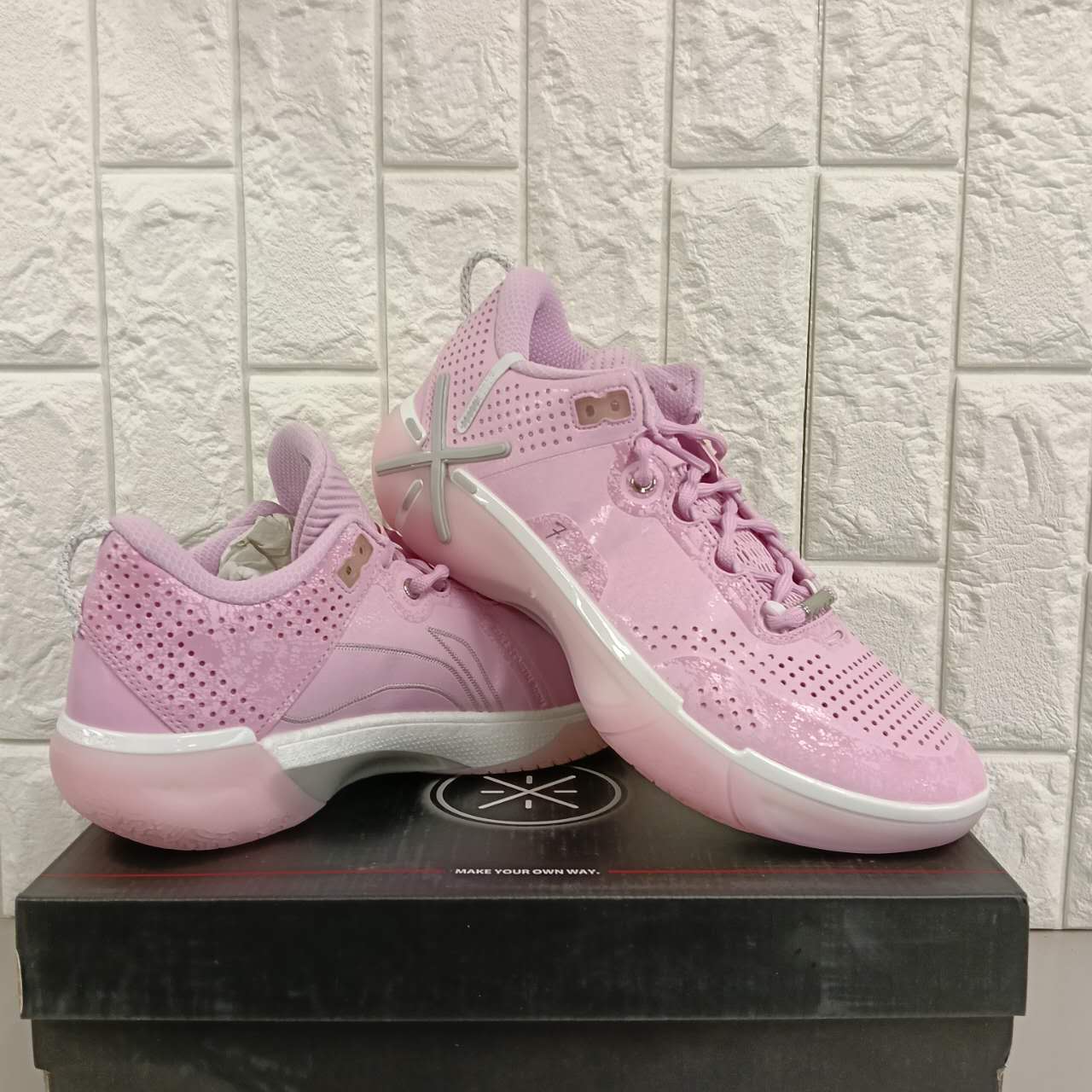 Li-Ning Wade Shadow 6 "Miami Night" マイアミナイト オールピンク ABPU029-9 | SNKRXXX