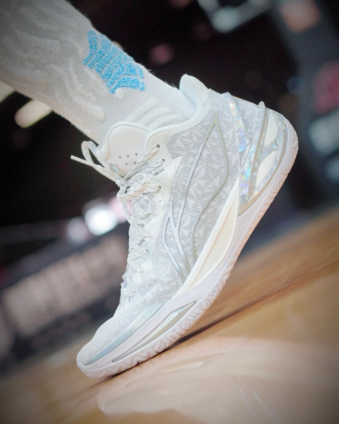 Li-Ning Liren 6 Kaleidoscope 着用 コート マルチカラー