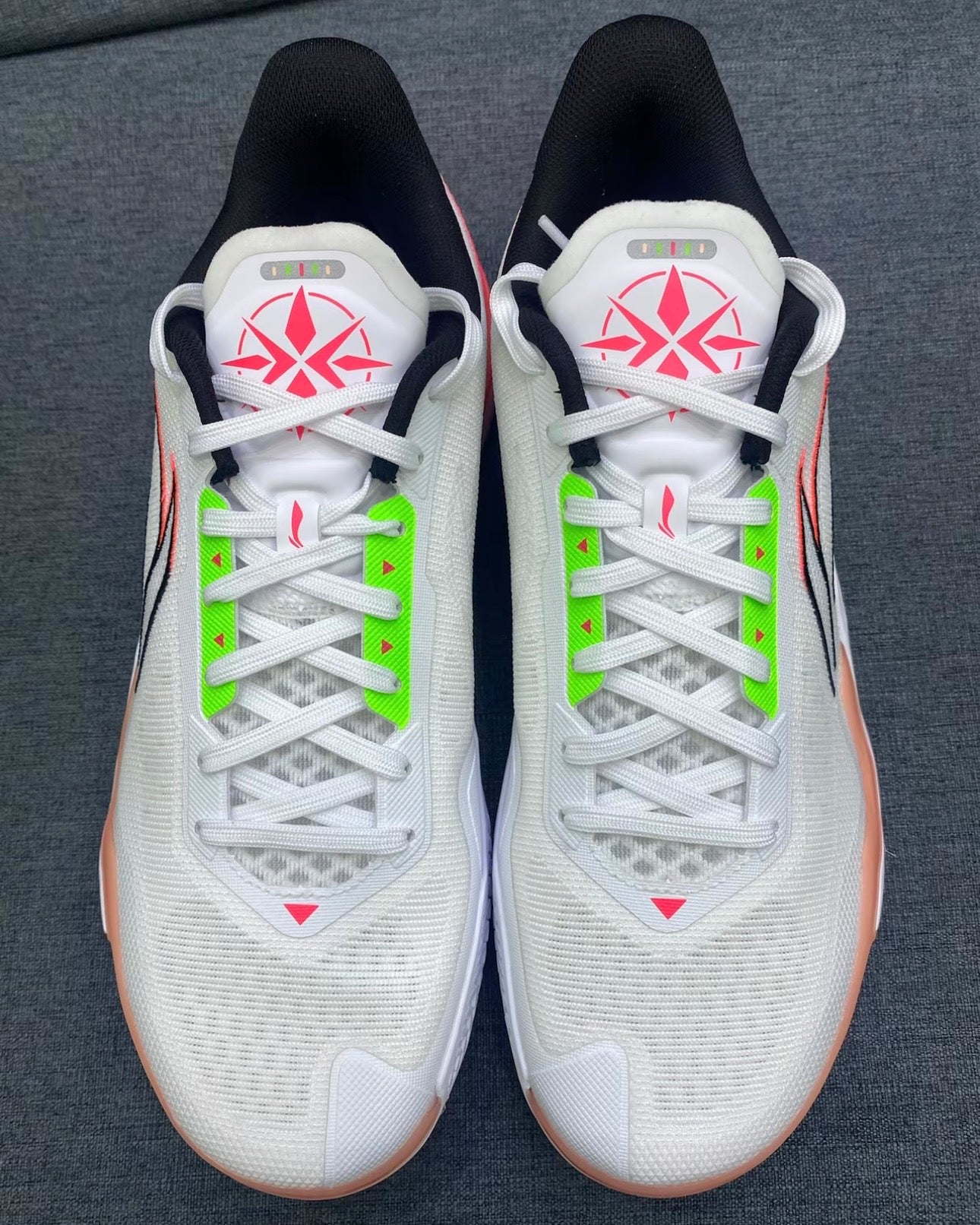 
Li-Ning Liren 5 Low Polar Day 正面 ホワイト レッド ローカット