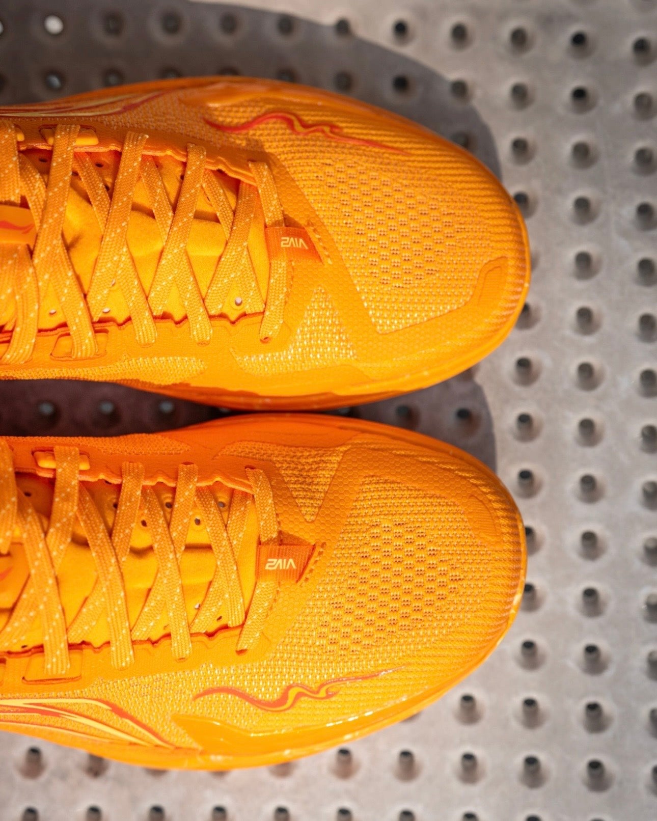 Li-Ning Liren 6 V2 "Sunlight"