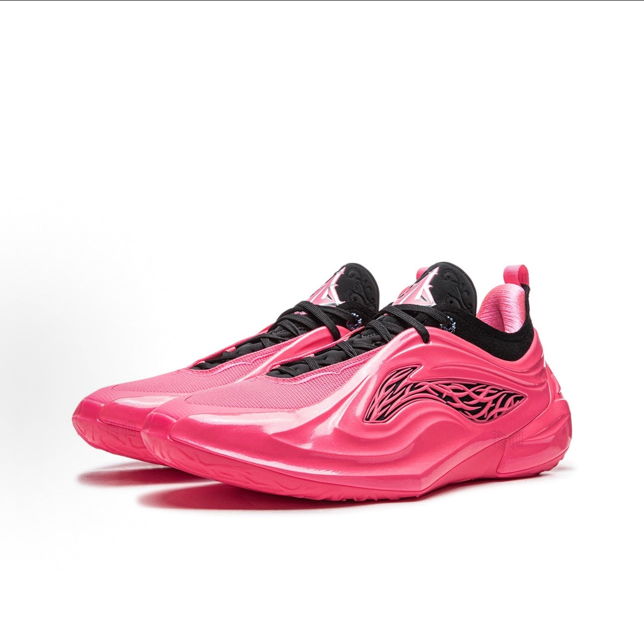 Li-Ning JB4 Black Pink エレクトロメッキ ピンク アクセント アッパー 接写