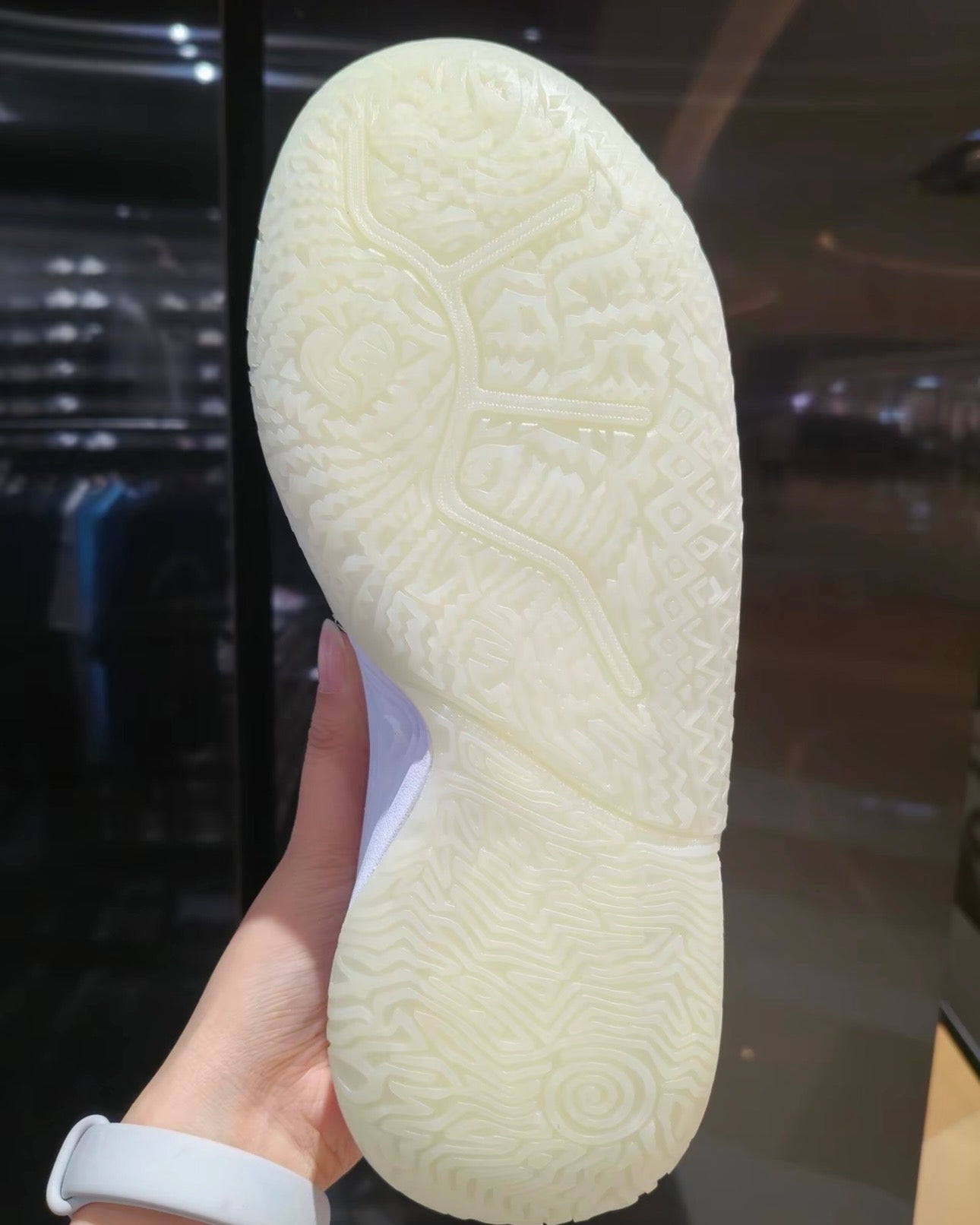 ANTA KAI 2 "White Phantom"