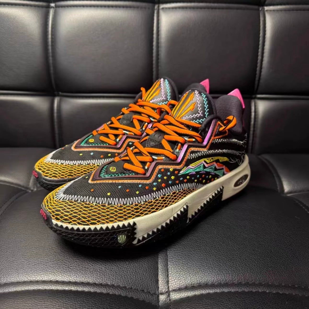 ANTA KAI 2 Solar Return マルチカラー 光粒子 ドット アッパー 接写
