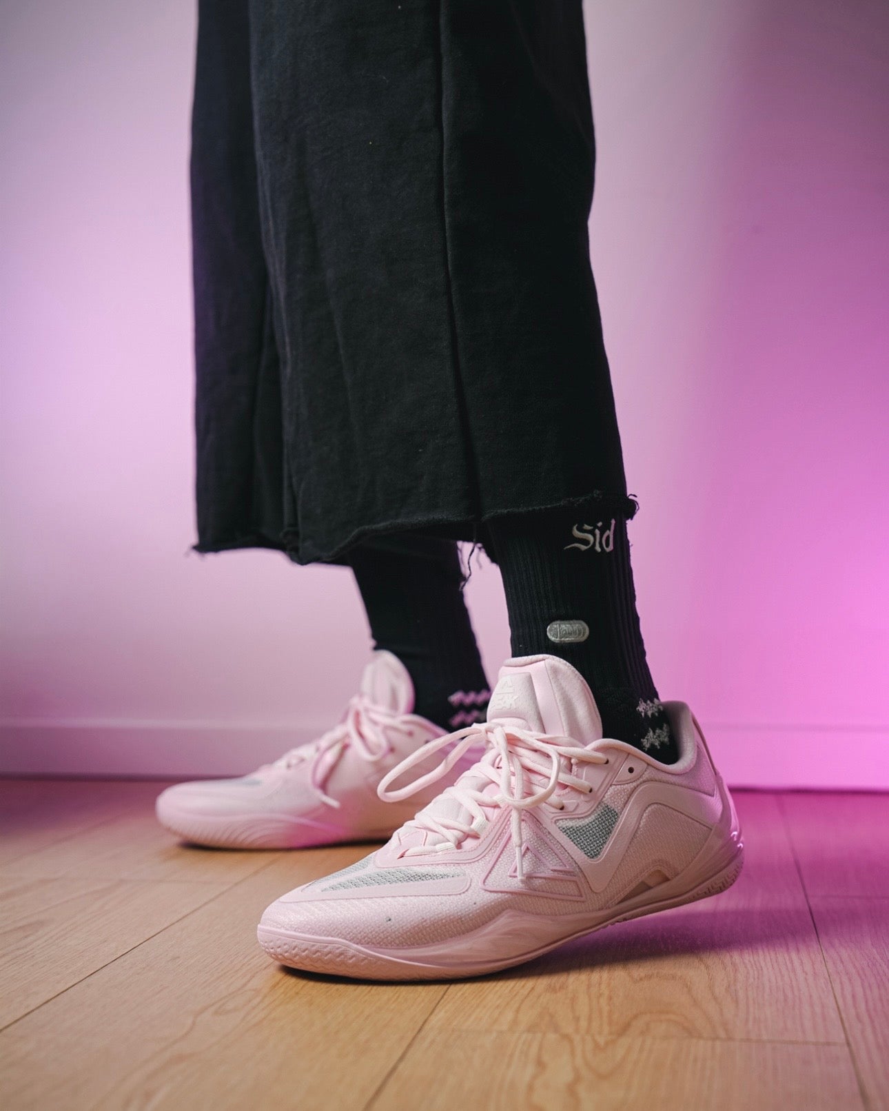 Peak TAICHI Unmatched Pink 着用 ベビーピンク コーデ コート ストリート
