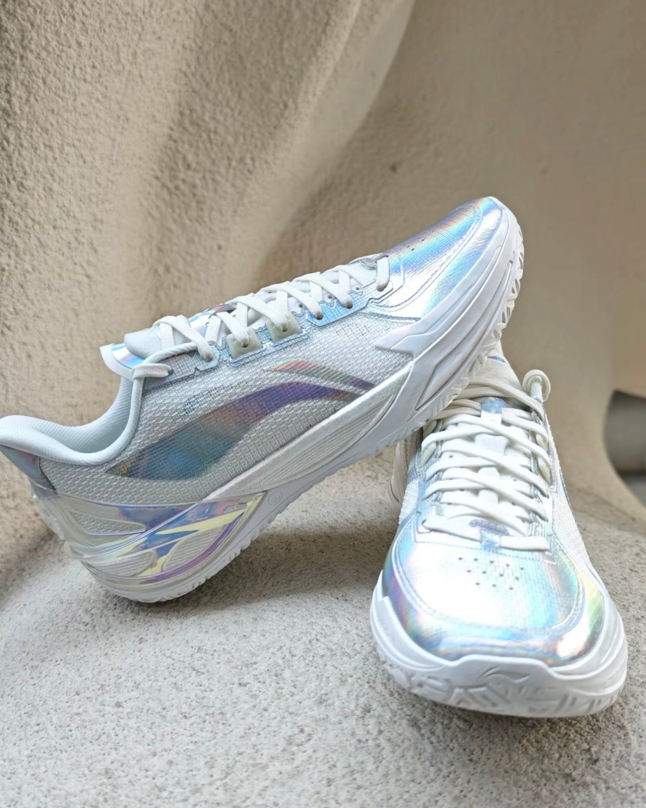 リーニン Liren 6 V2 Pearl White ホワイト メッシュアッパー 接写