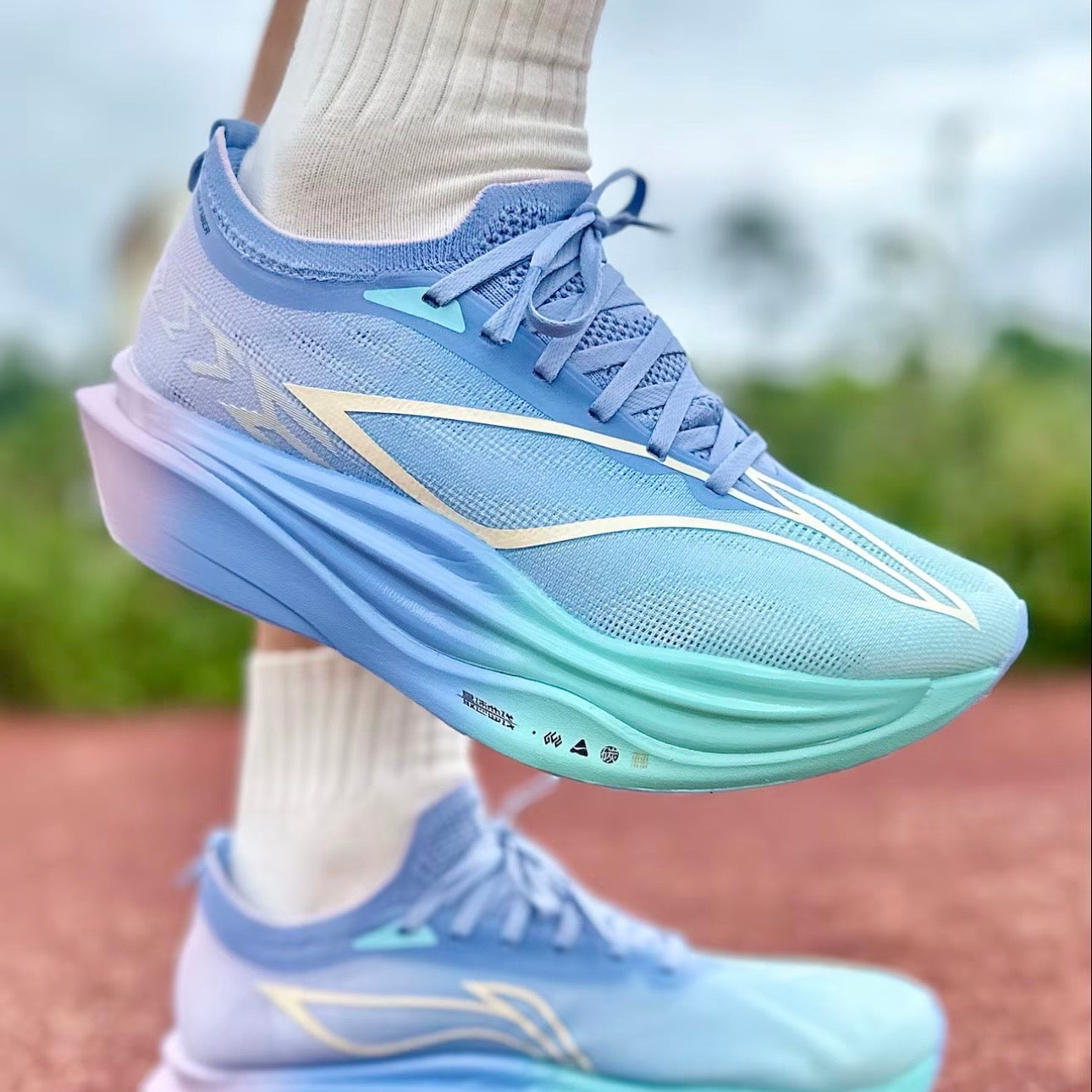 【ランジ】 Li-Ning FEIDIAN 6 ELITE 飛電6 