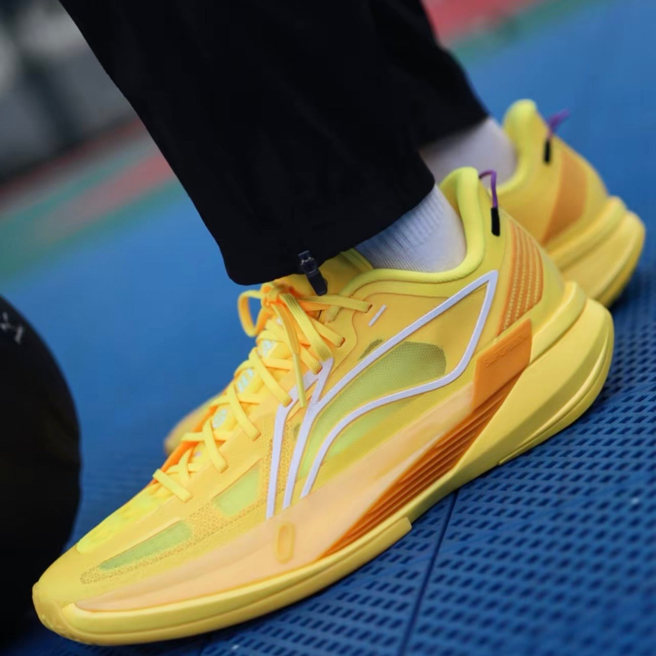 Li-Ning Ultralight 2026 