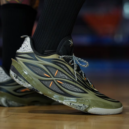 Way of Wade 808 5 Ultra V2 ベテラン 着用 オリーブグリーン ブラック バッシュ コート