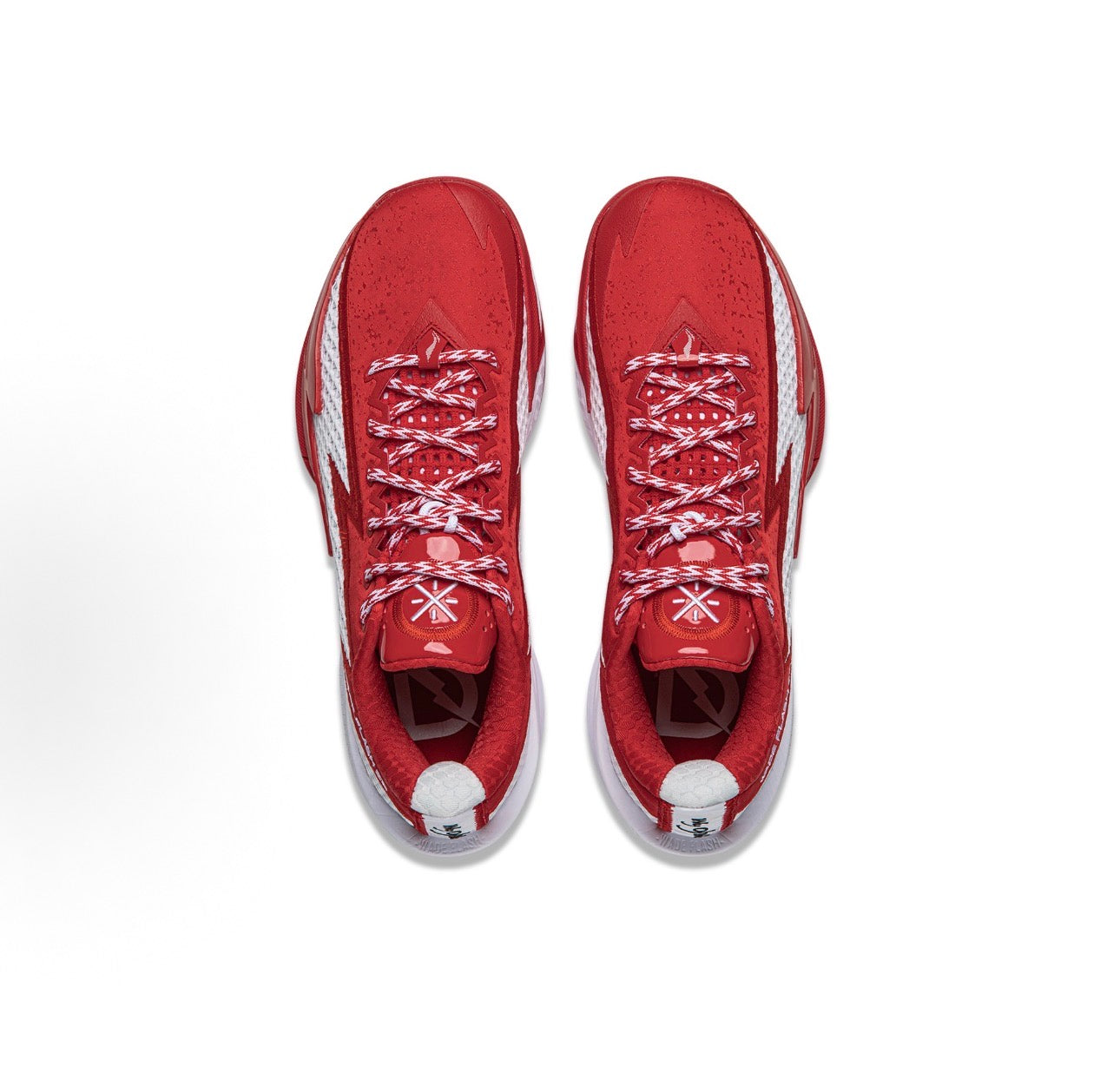 Wade Flash 2 オーバータウン フラッシュ パターン レッド アッパー 接写