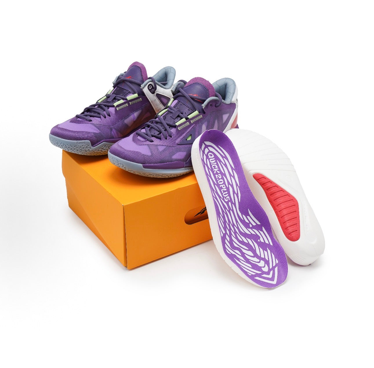Game1 Low QUICK 2.0 ドロップインミッドソール パープル 接写