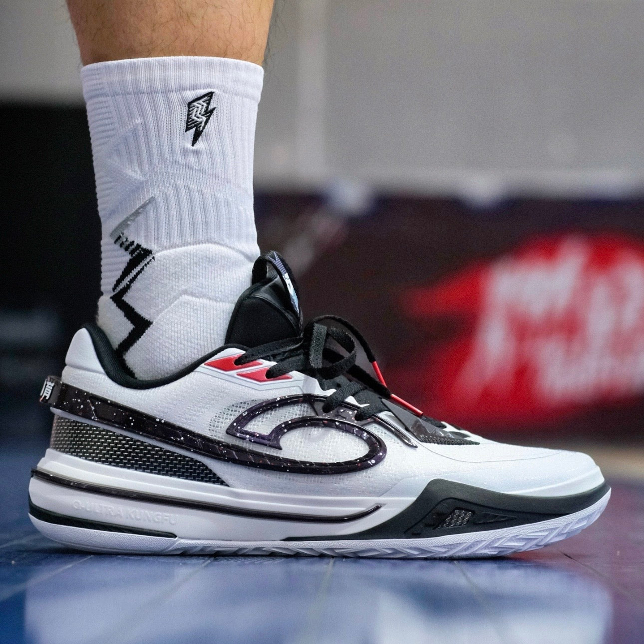 Keldon Johnson 喬丹 Fengci Rise 3.0 Newborn 着用 コート