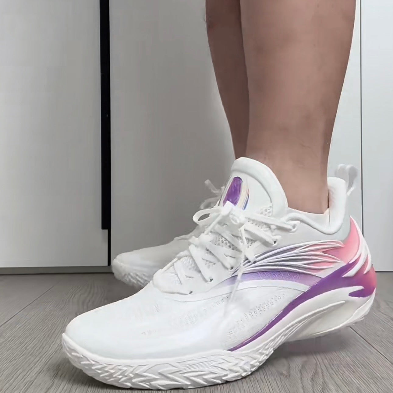 ANTA Shock Wave 8 White Purple 着用 コート ホワイト×パープル