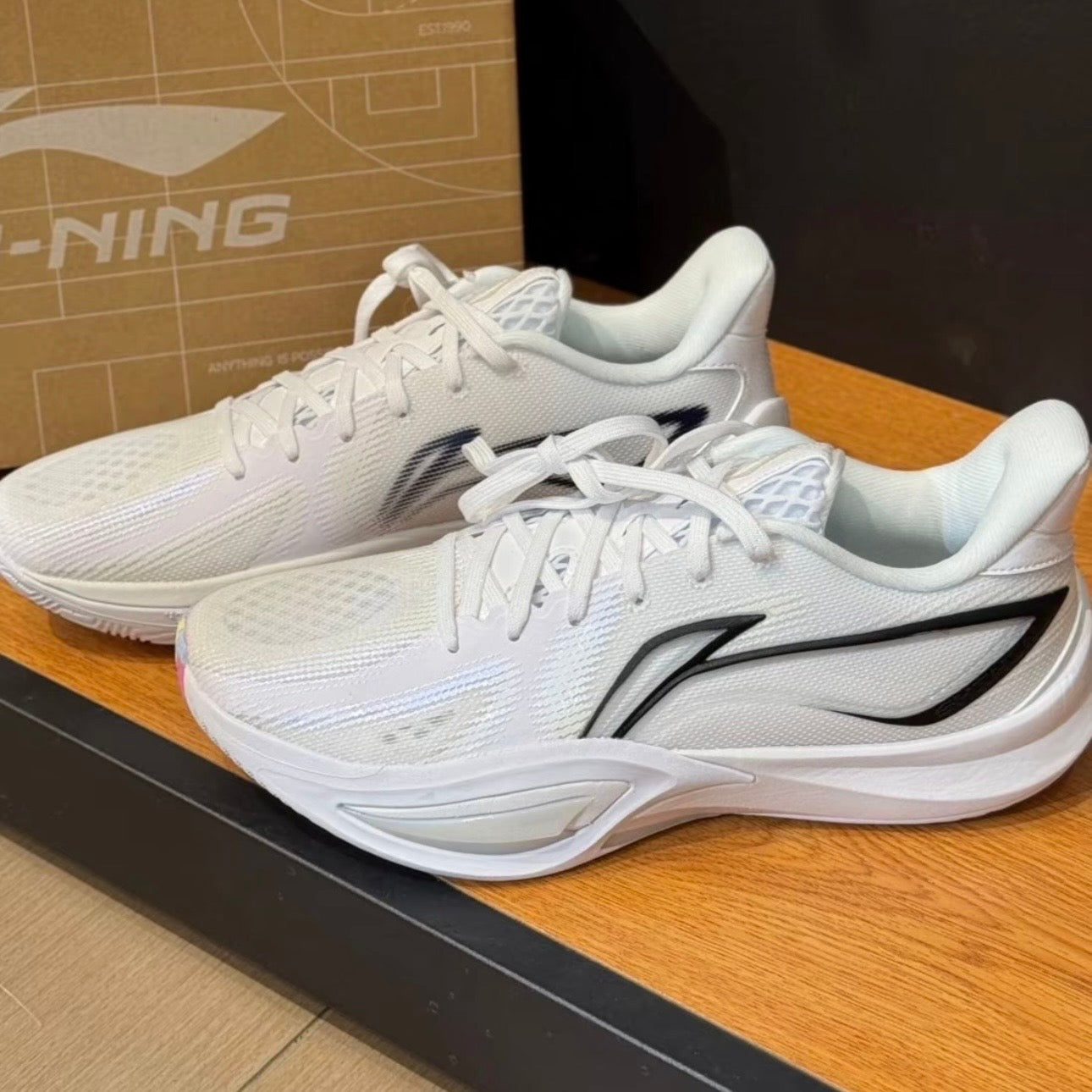 Li-Ning Shining 3 White | リーニン シャイニング3 ホワイト バッシュ