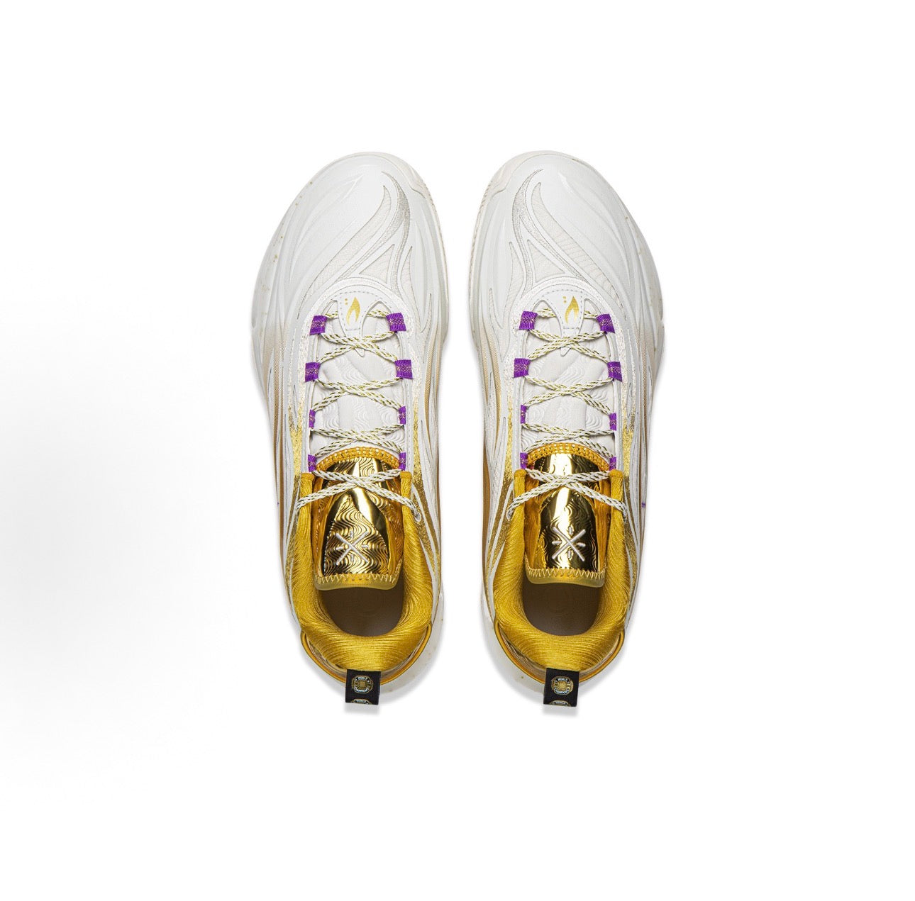 808 5 Ultra V2 ミント ゴールド シュータン Way of Wade ロゴ 接写