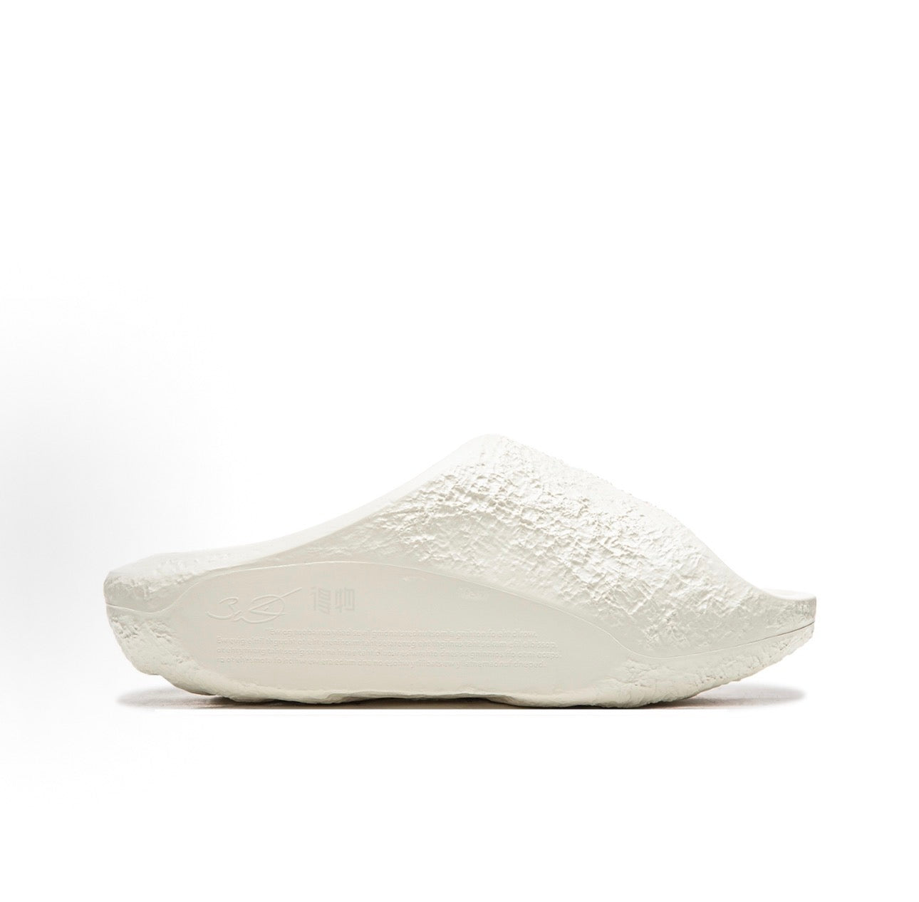 Li-Ning Lunar Rock Lite 白熱 斜め後方 ヒール ホワイト BOOM
