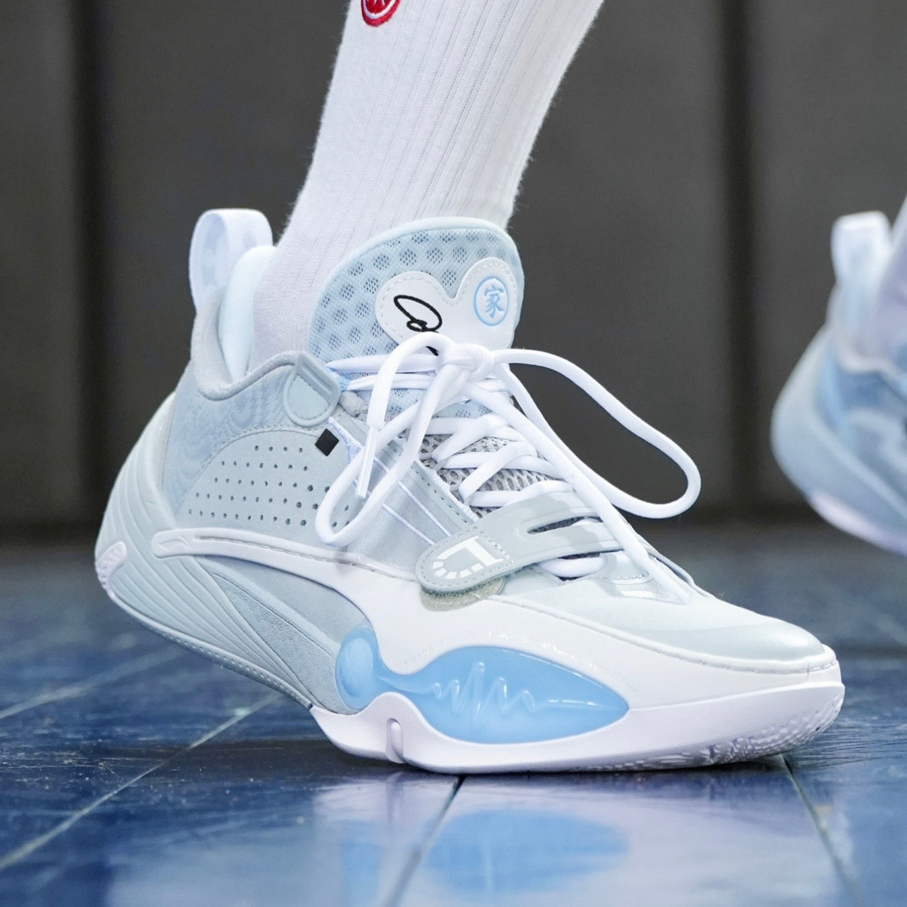 Li-Ning Wade All City 14 Dlo PE ホワイト バッシュ ラッセル