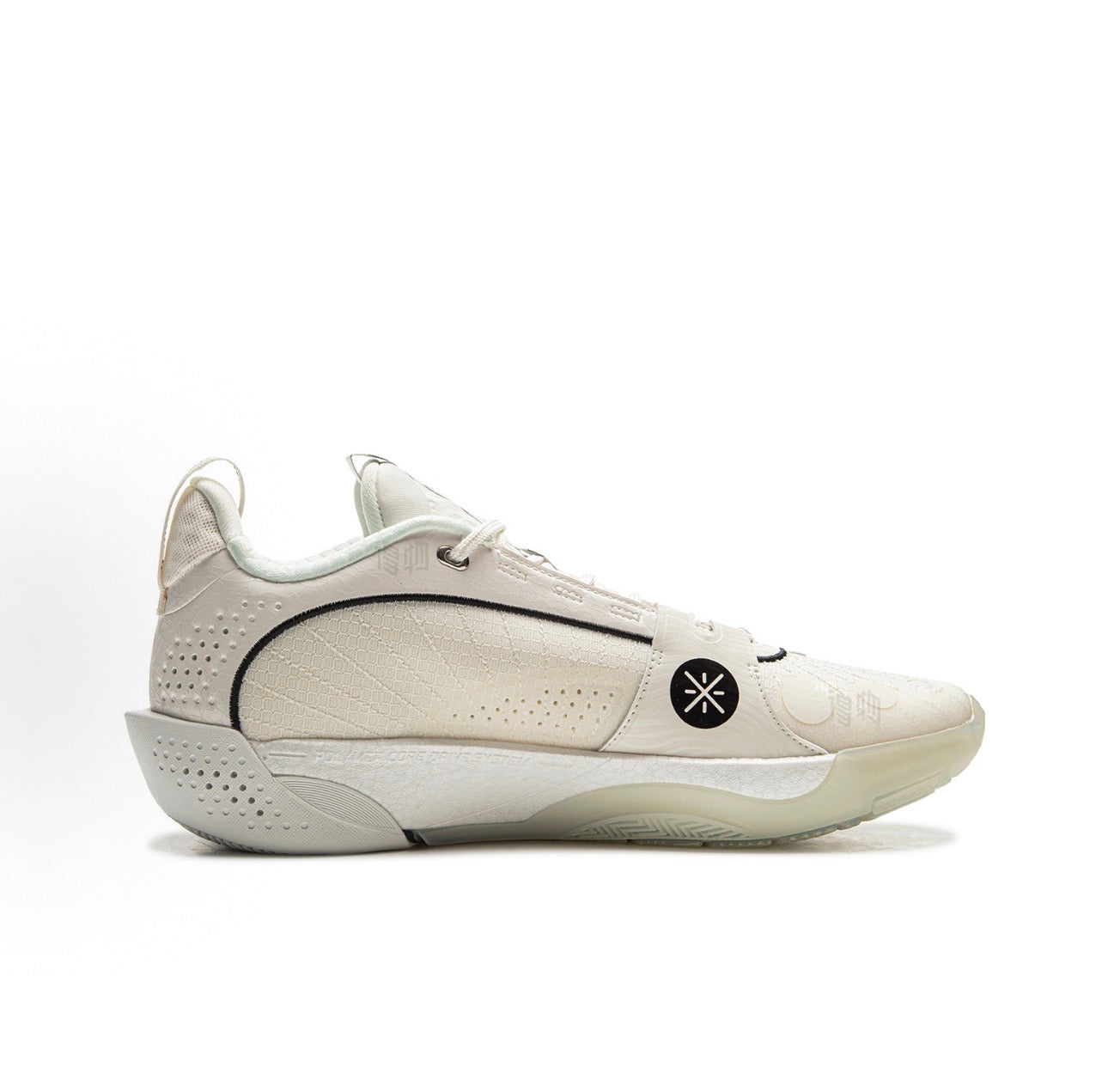 LI−NING Wade All City 13 Encore\