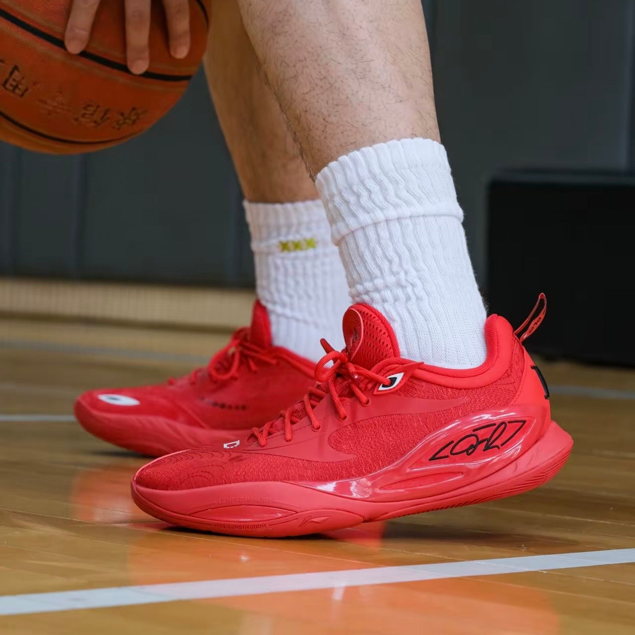 Li-Ning DLo 2「カレッジ」ディーロー2 赤 レッド バッシュ - SNKRXXX