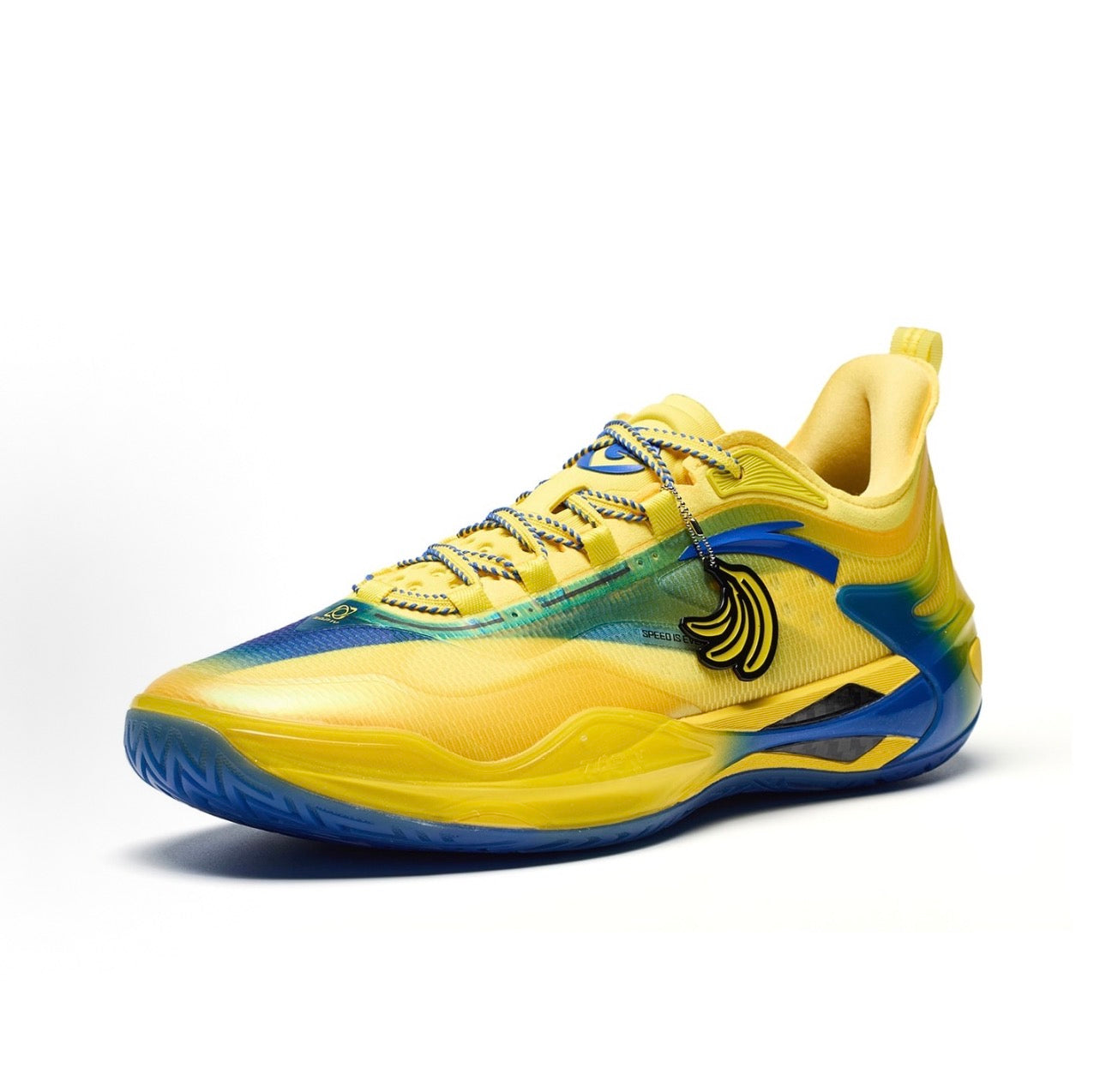 ANTA ZAP 4 Banana イエロー×ブルー 斜め前方片足