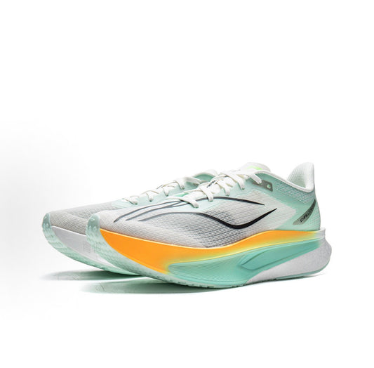 Li-Ning Feidian 6C グリーン×ホワイト 斜め前方