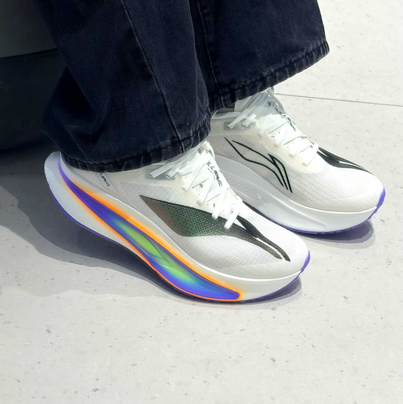 Li-Ning Feidian 6 Challenger 着用イメージ