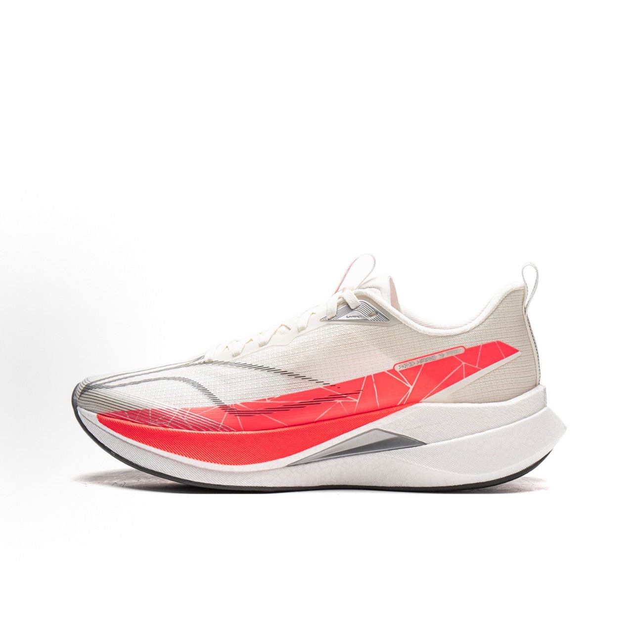 LI-NING RED HARE 9 PRO ホワイト/レッド 内側側面と翼型TPUプレート