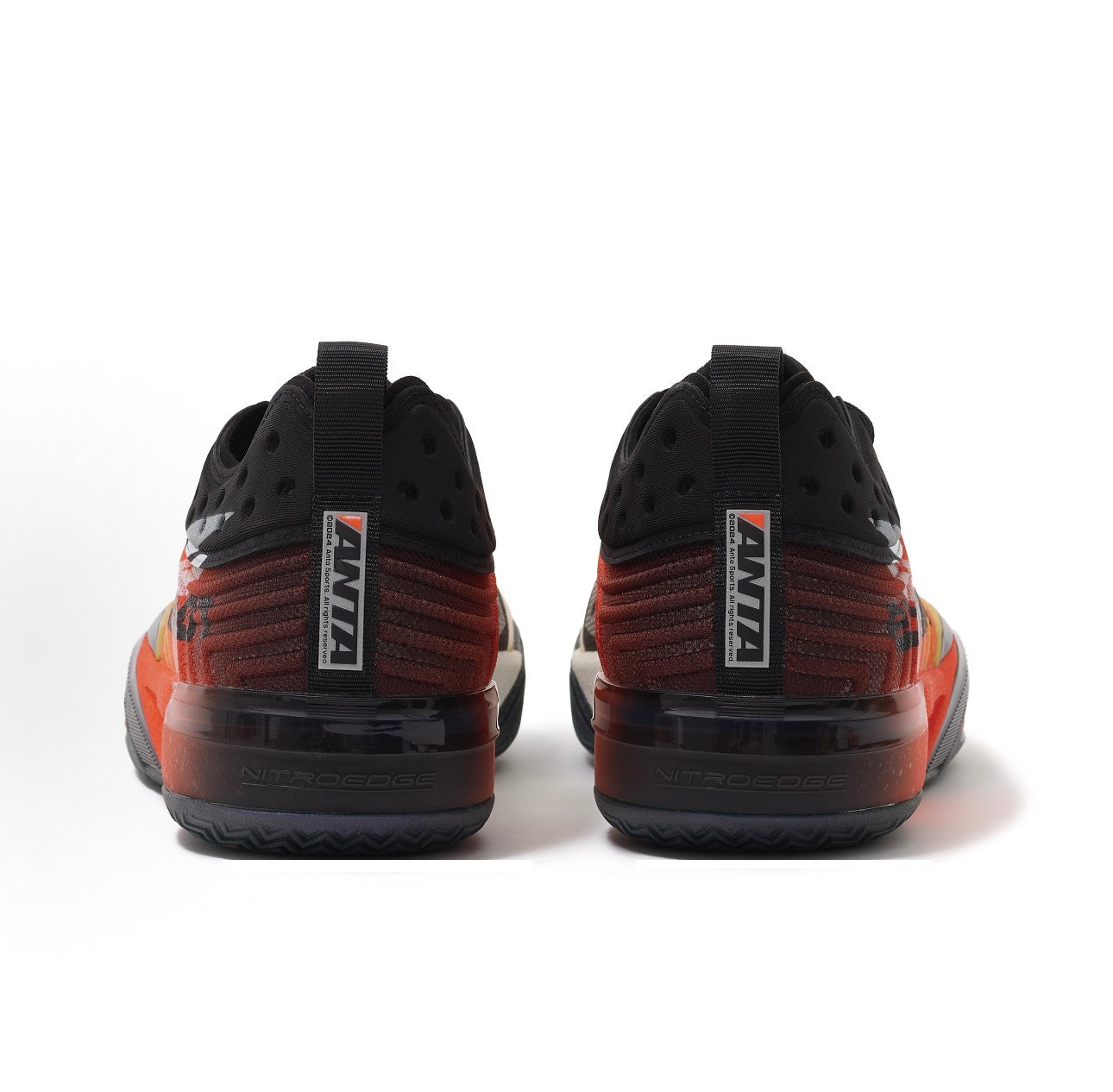 ANTA SNEAKERVERSE Eclosion Type 2 LT Orange 背面ヒールペア