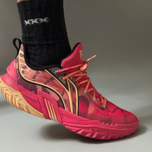 LI-NING JIEAO 3 Metamorphosis 着用イメージ
