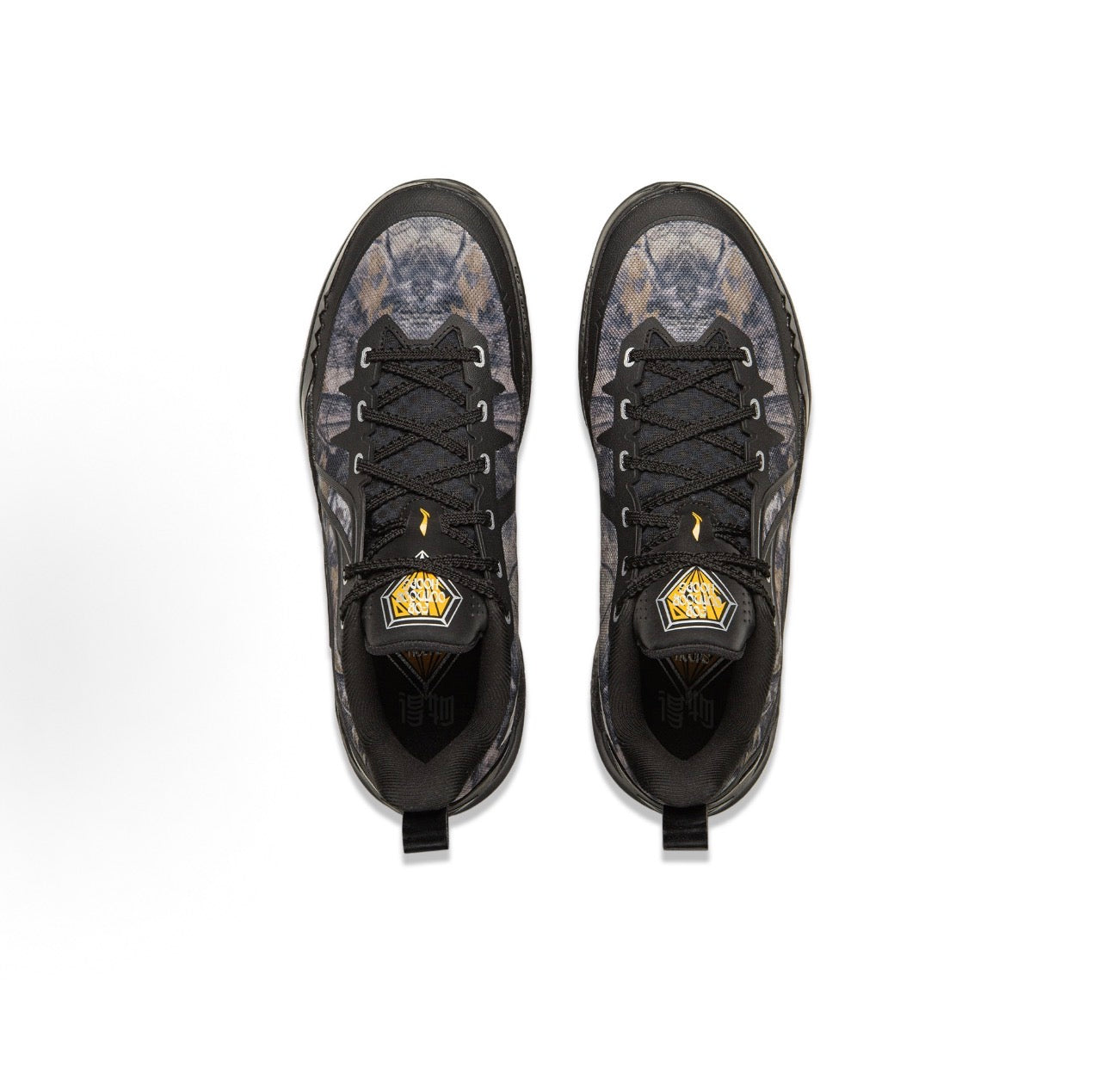 LI-NING JIEAO 3 Leaf Butterfly 上面ペア
