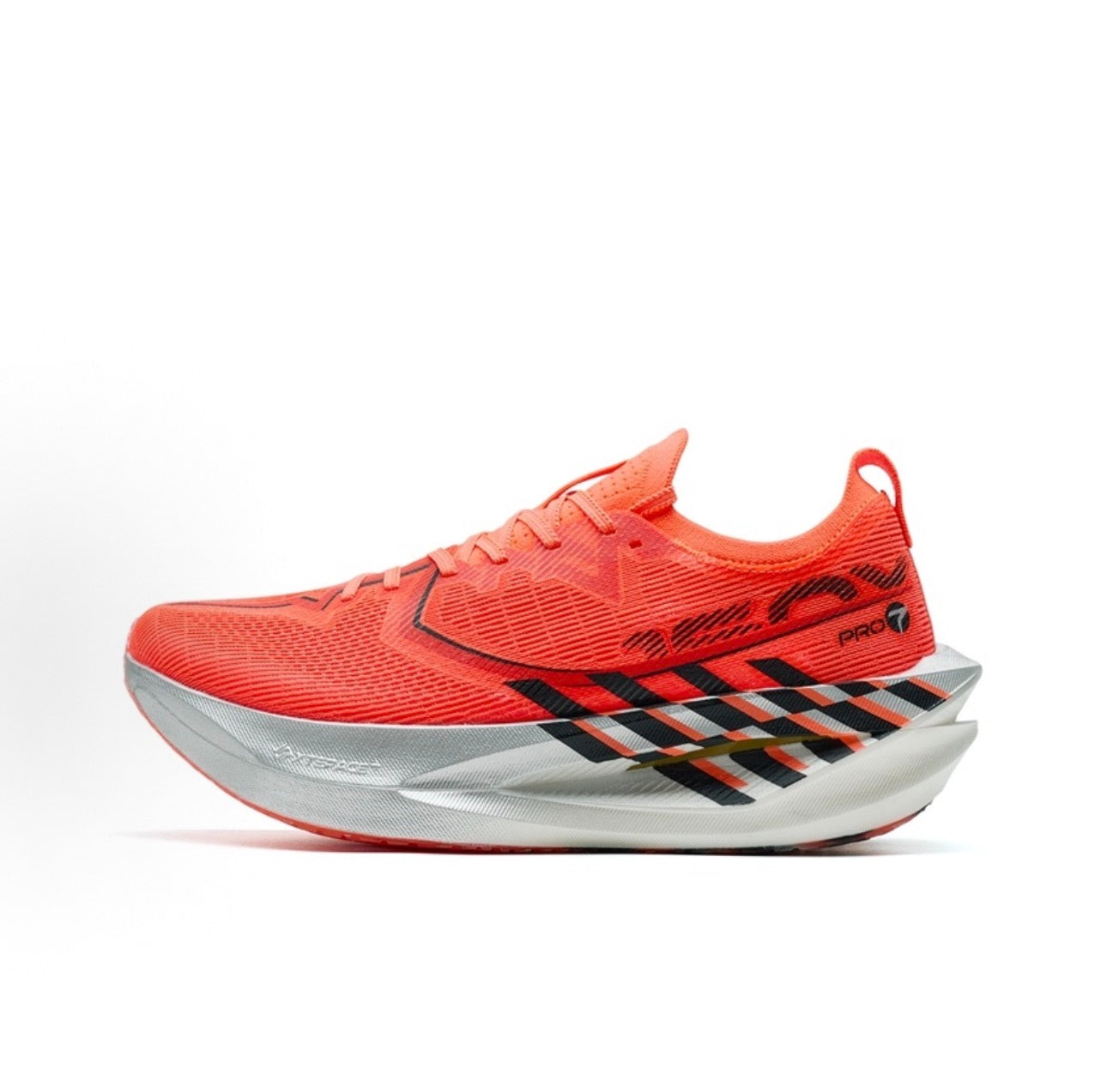 XTEP 160X 7.0 PRO Orange/Black 側面