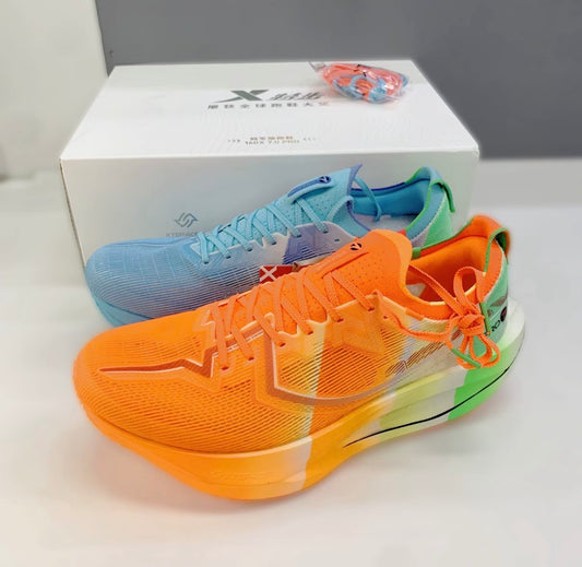 XTEP 160X 7.0 PRO Orange/Blue 実物