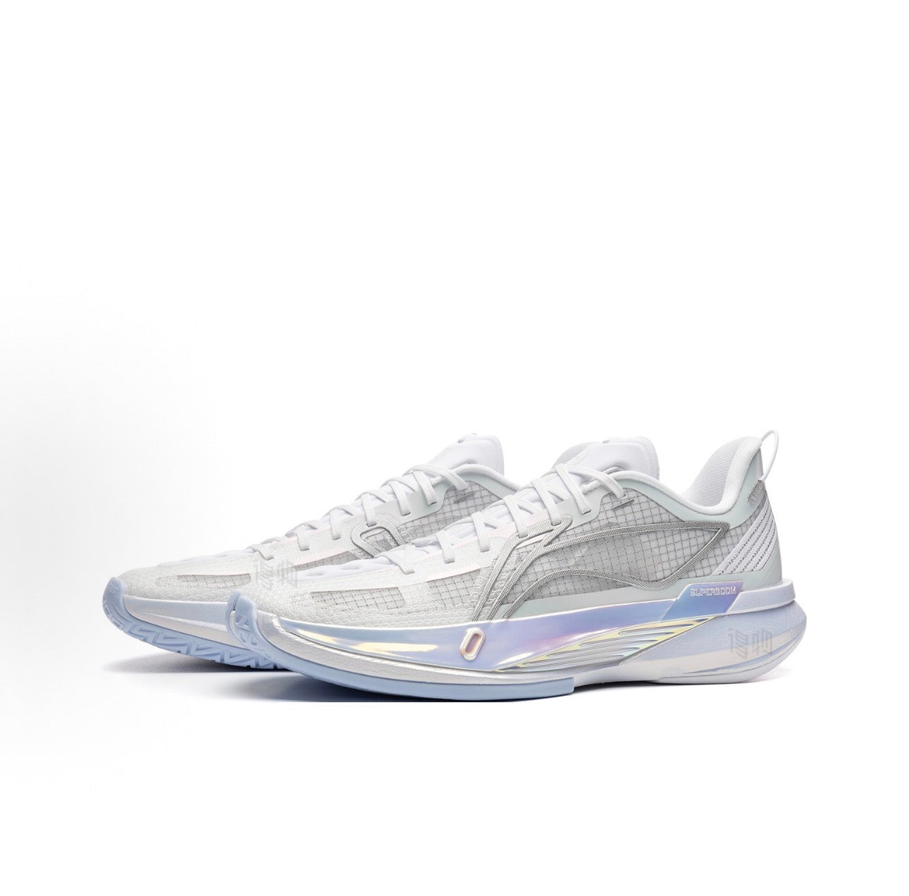 LI-NING Ultra Light 2026 ZENGFANBO PE 斜め前方