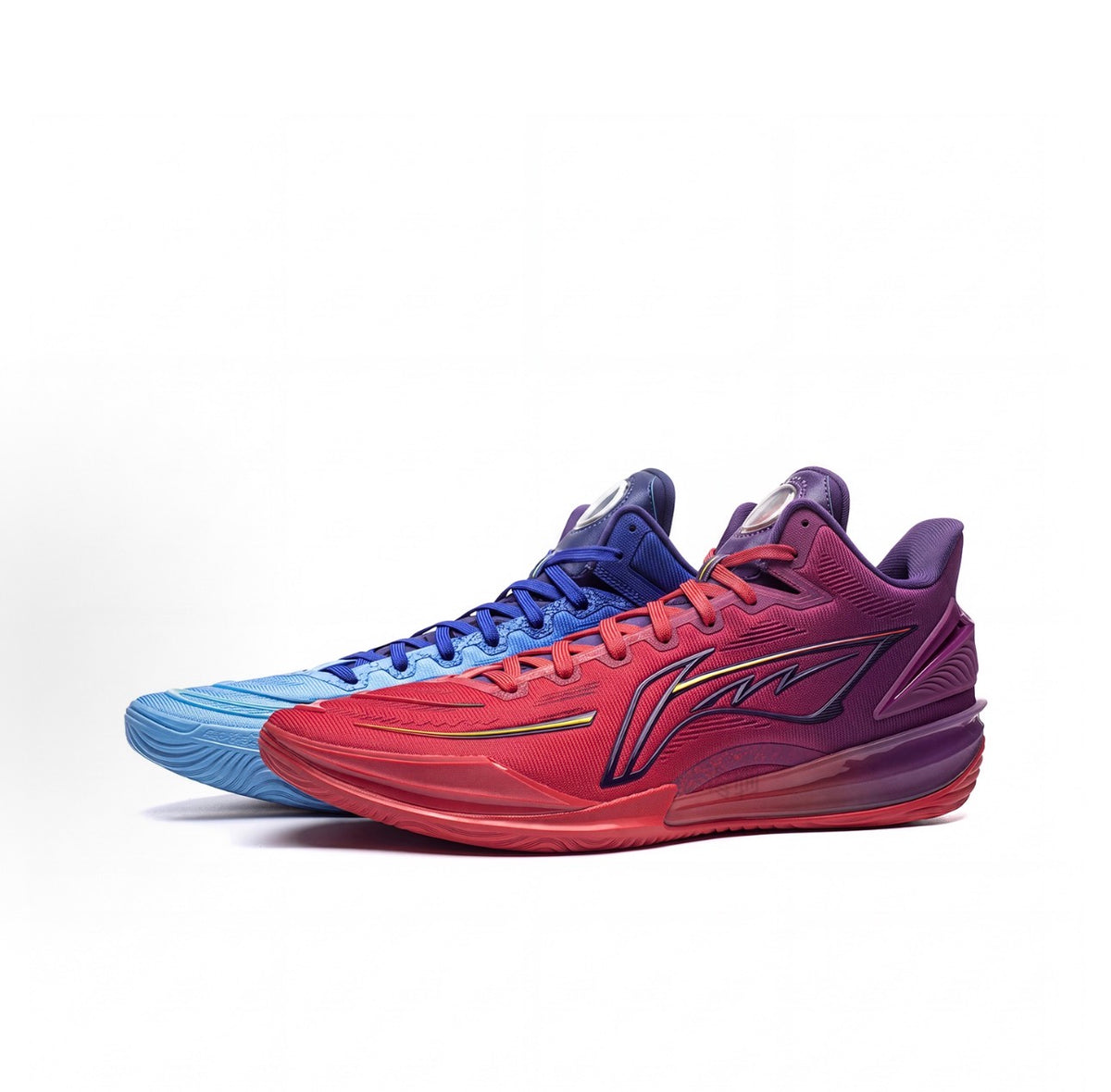 リーニン LI-NING 利刃7 Kayn Rhaast レッド ブルー 斜め前方