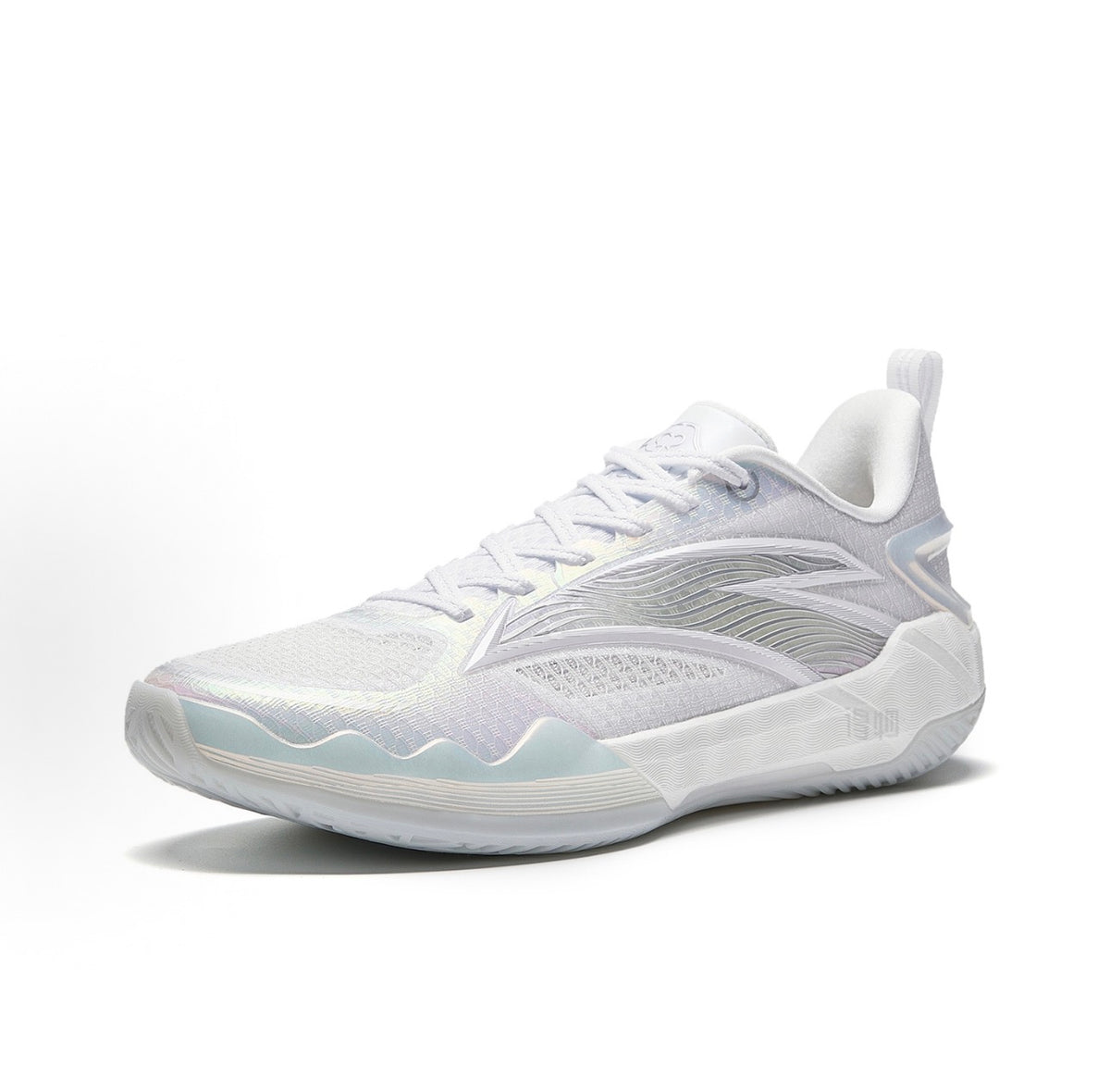 ANTA SPLASH 8 Pearl White ホワイト 斜め前方