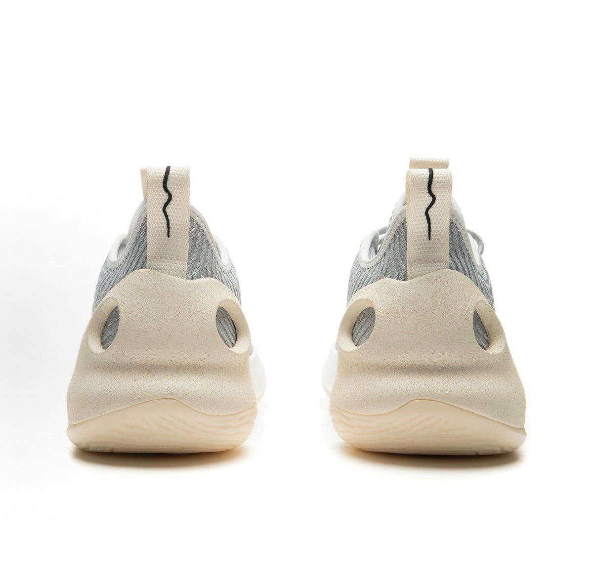 リーニン Yushuai Ultra Low Moon Rock 背面ヒール