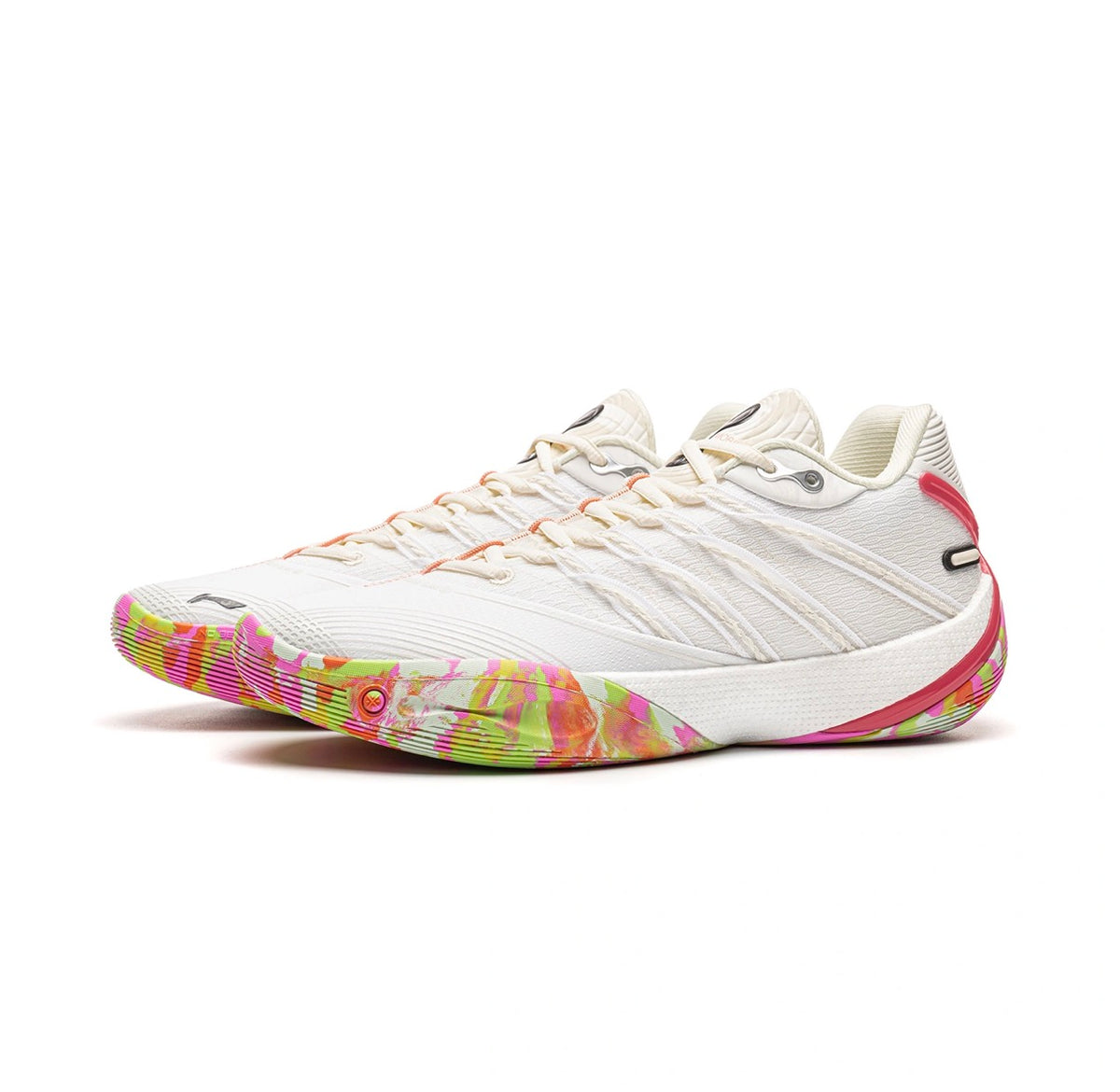 Li-Ning Wade Shadow 8 スタンダードホワイト ホワイト 斜め前方ペア