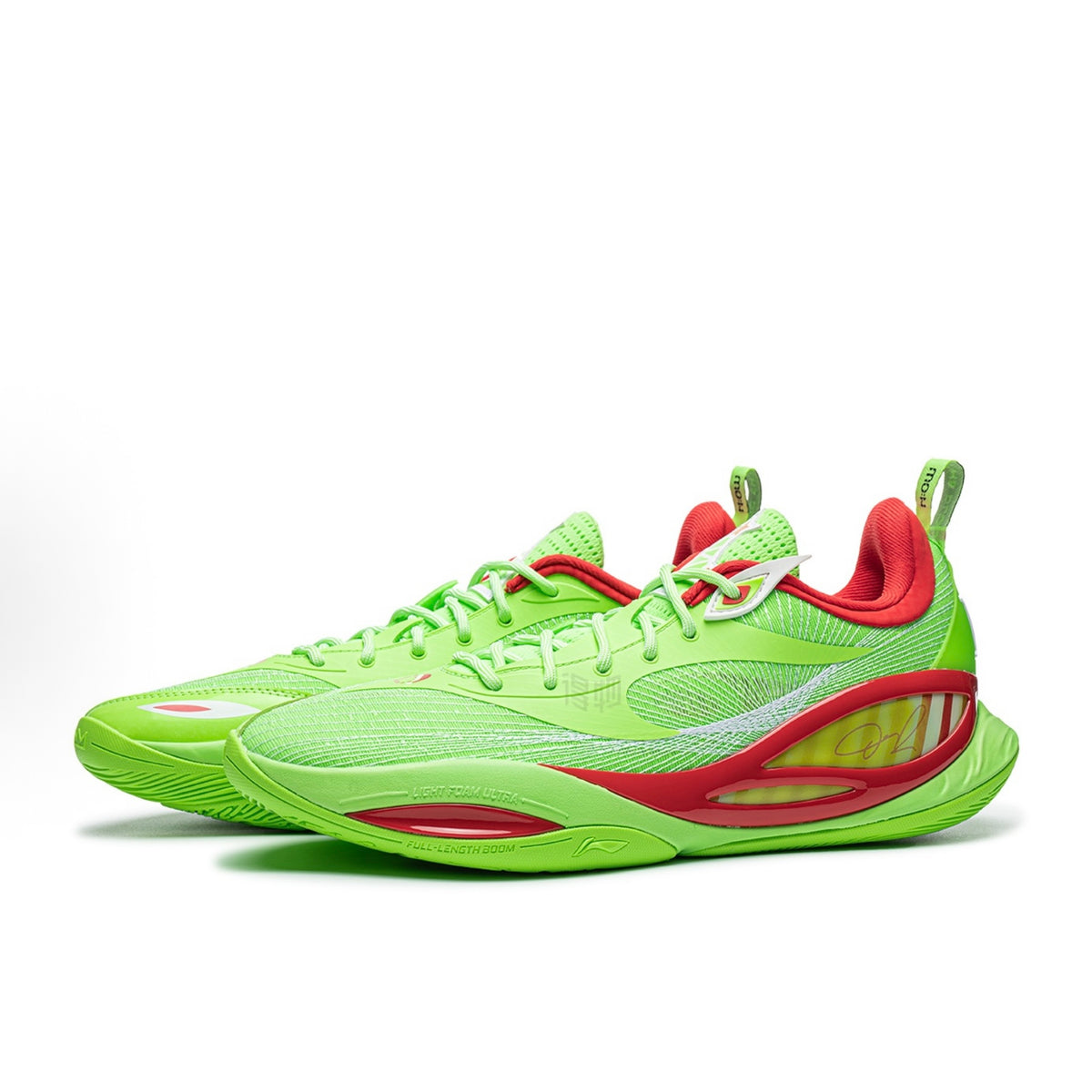 Li-Ning DLo 2 Christmas ライムグリーン レッド 斜め前方ペア