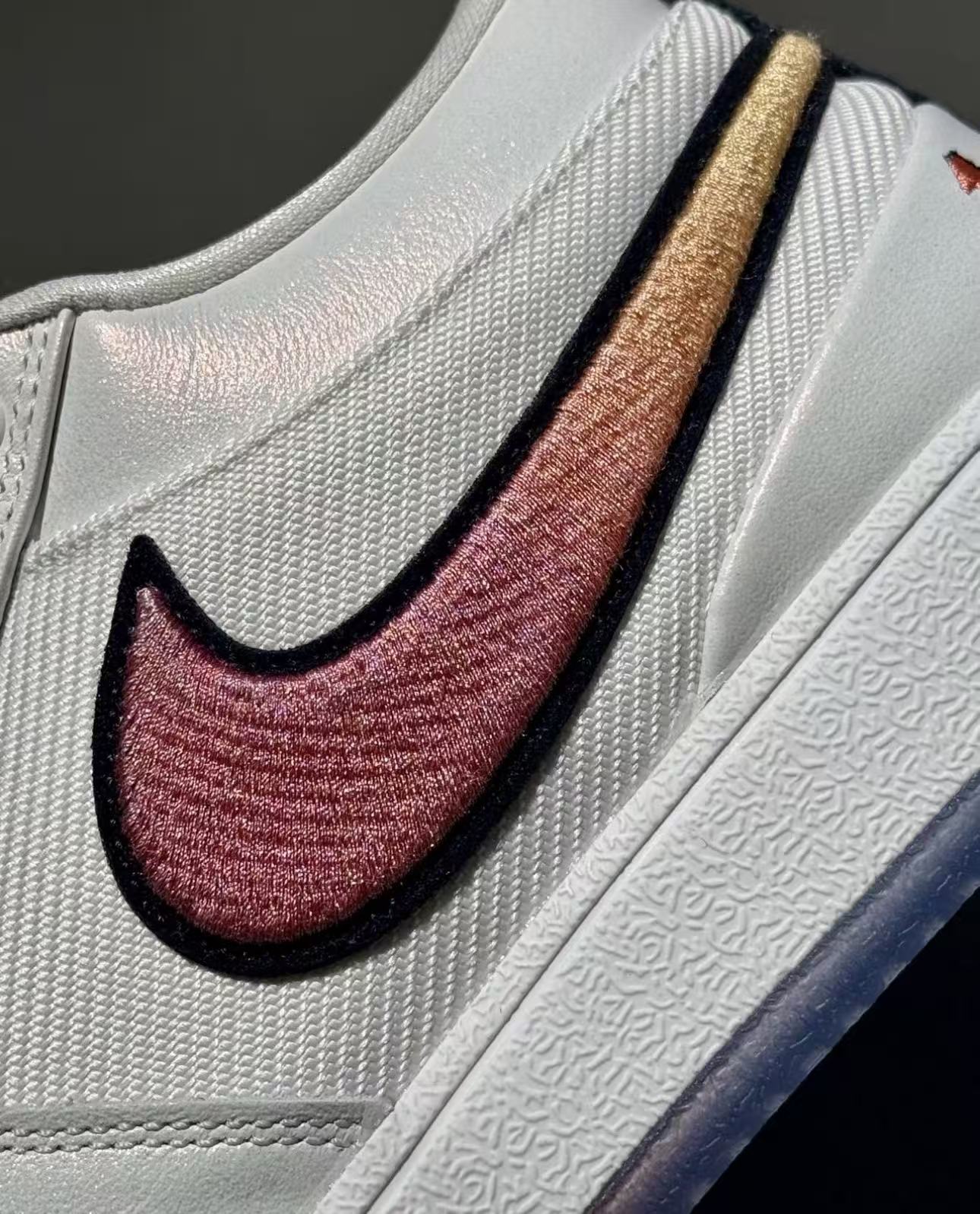 Nike BOOK 1 CHBL ブック 1