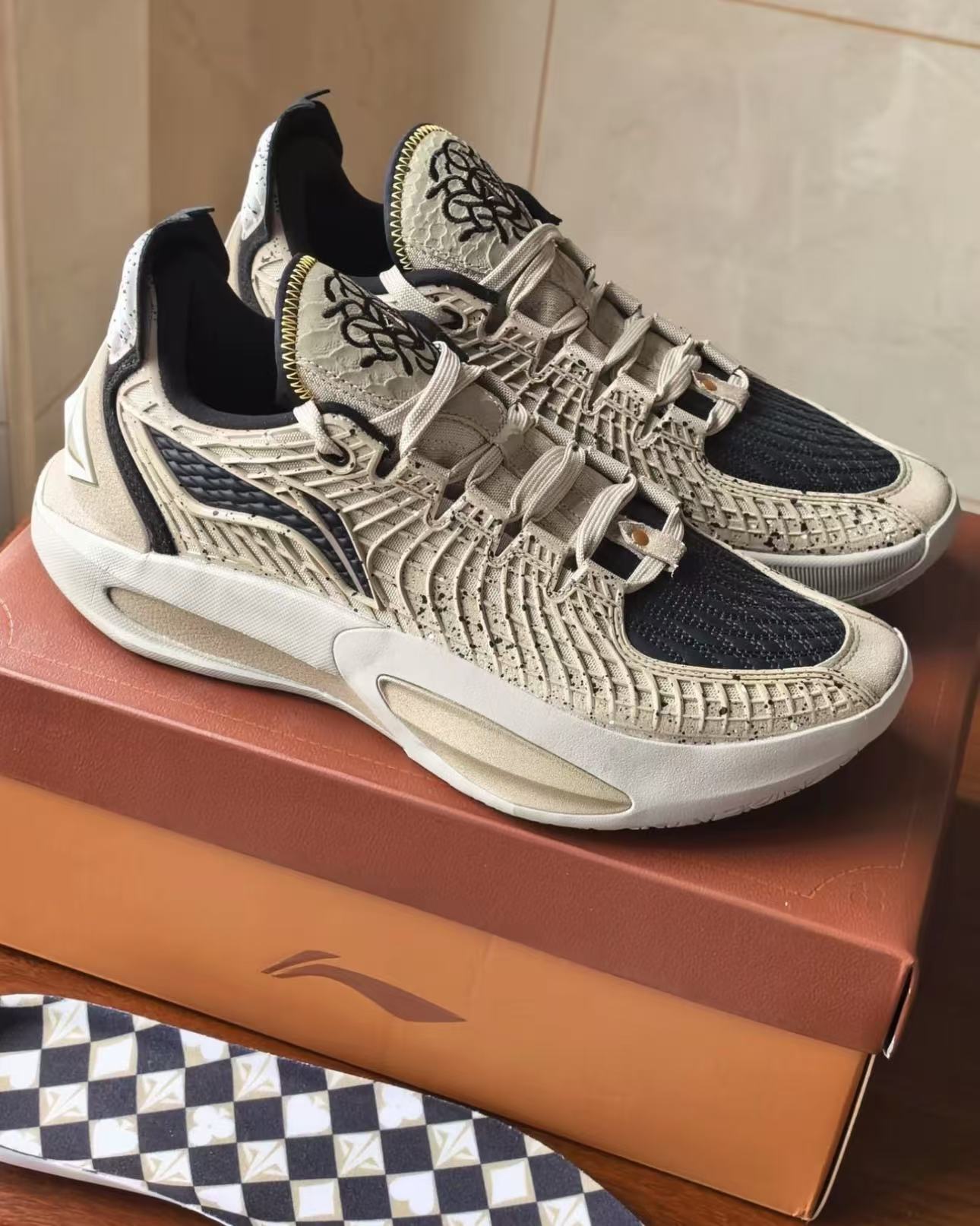 Li-Ning Jimmy Butler JB3 “Snake Spirit”