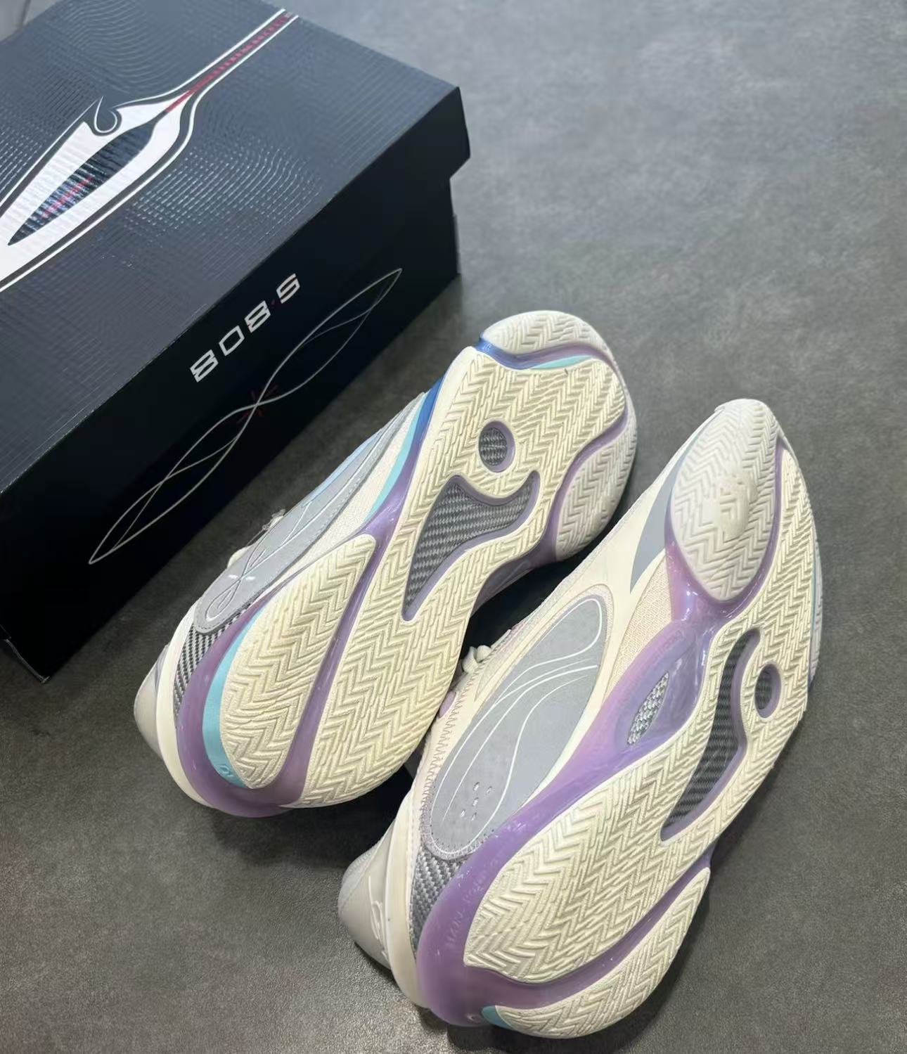 LI-NING Way of Wade 808 5 Ultra “綿菓子”